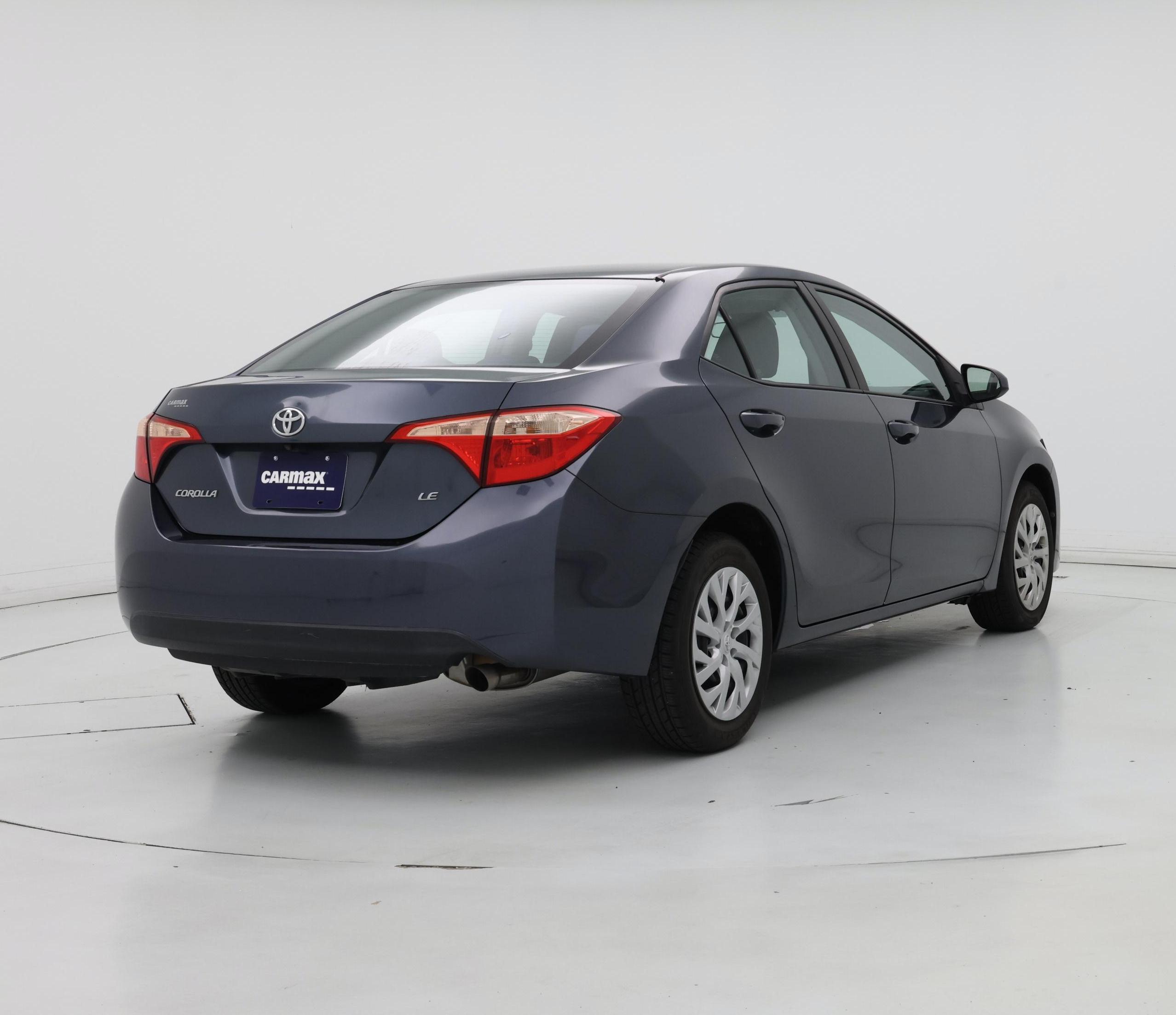 Thumbnail: 2018 Toyota Corolla - 8