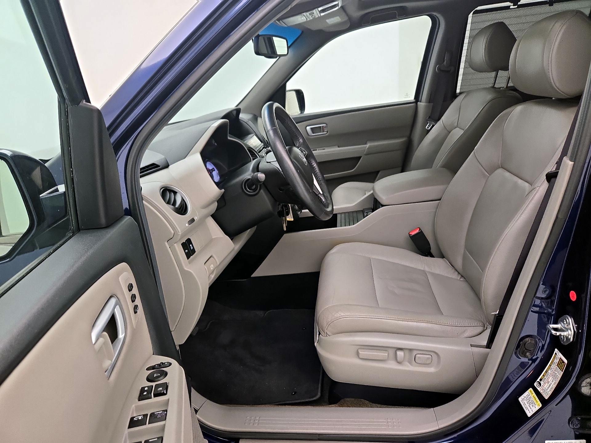 Thumbnail: 2013 Honda Pilot - 11