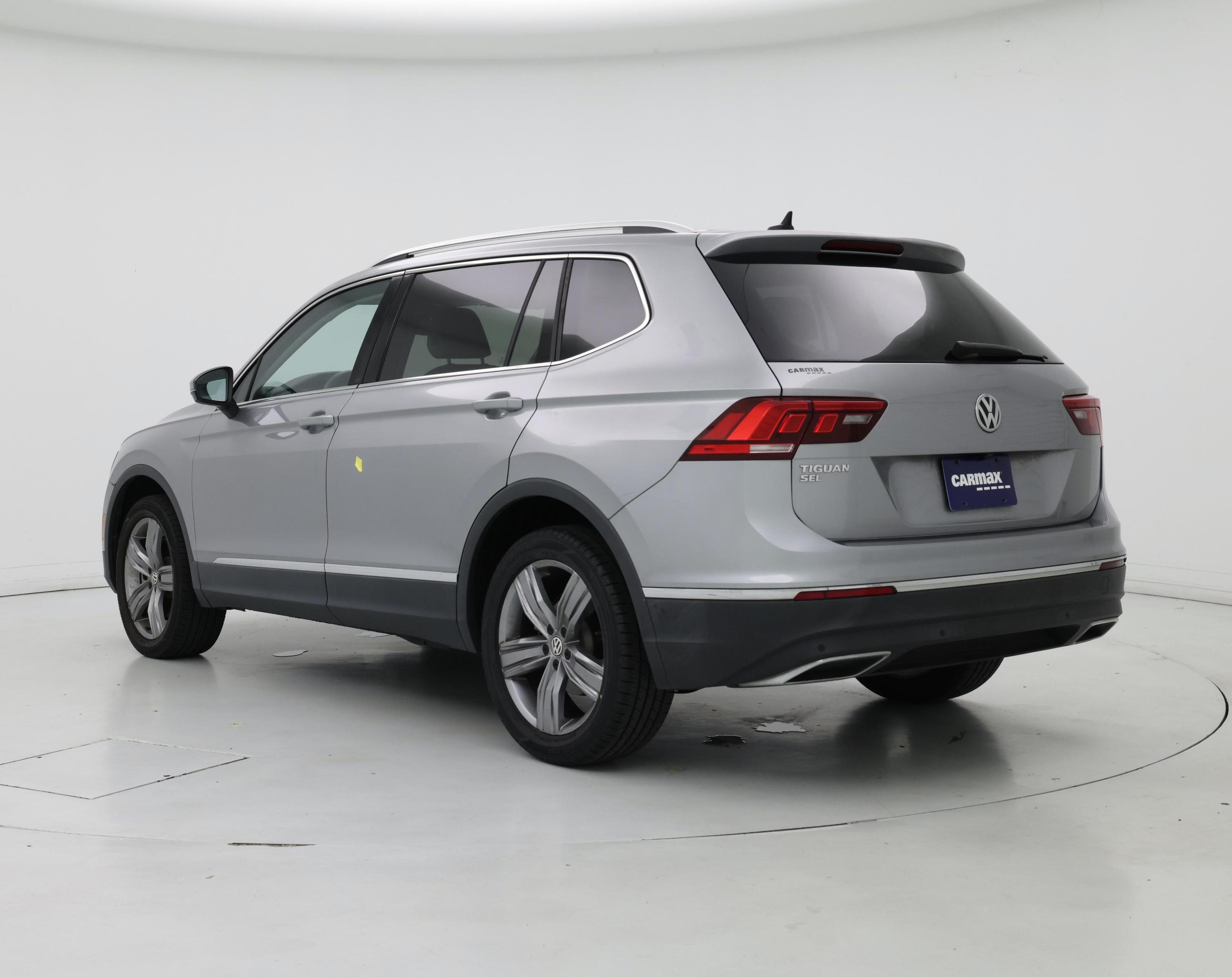 Thumbnail: 2021 Volkswagen Tiguan - 2