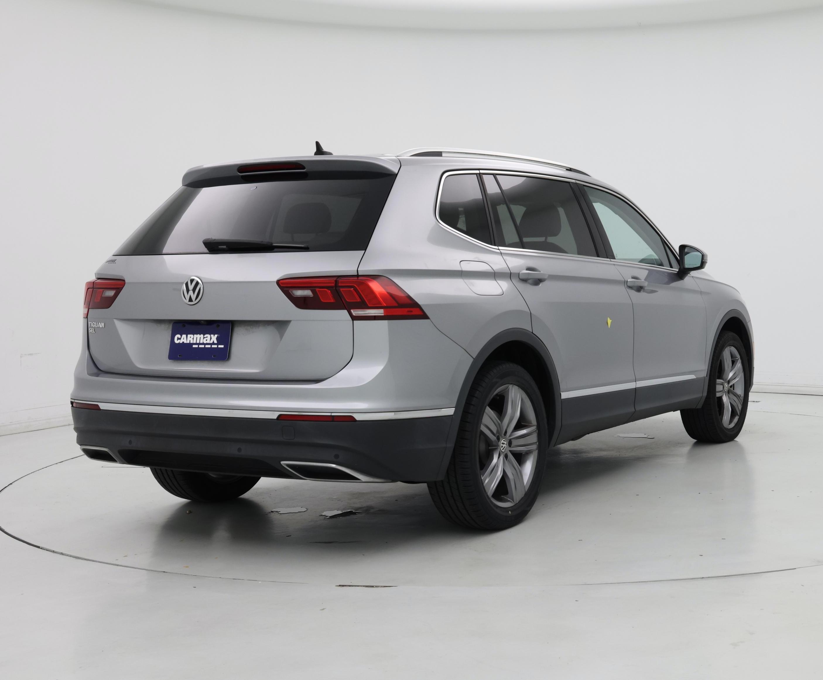 Thumbnail: 2021 Volkswagen Tiguan - 8