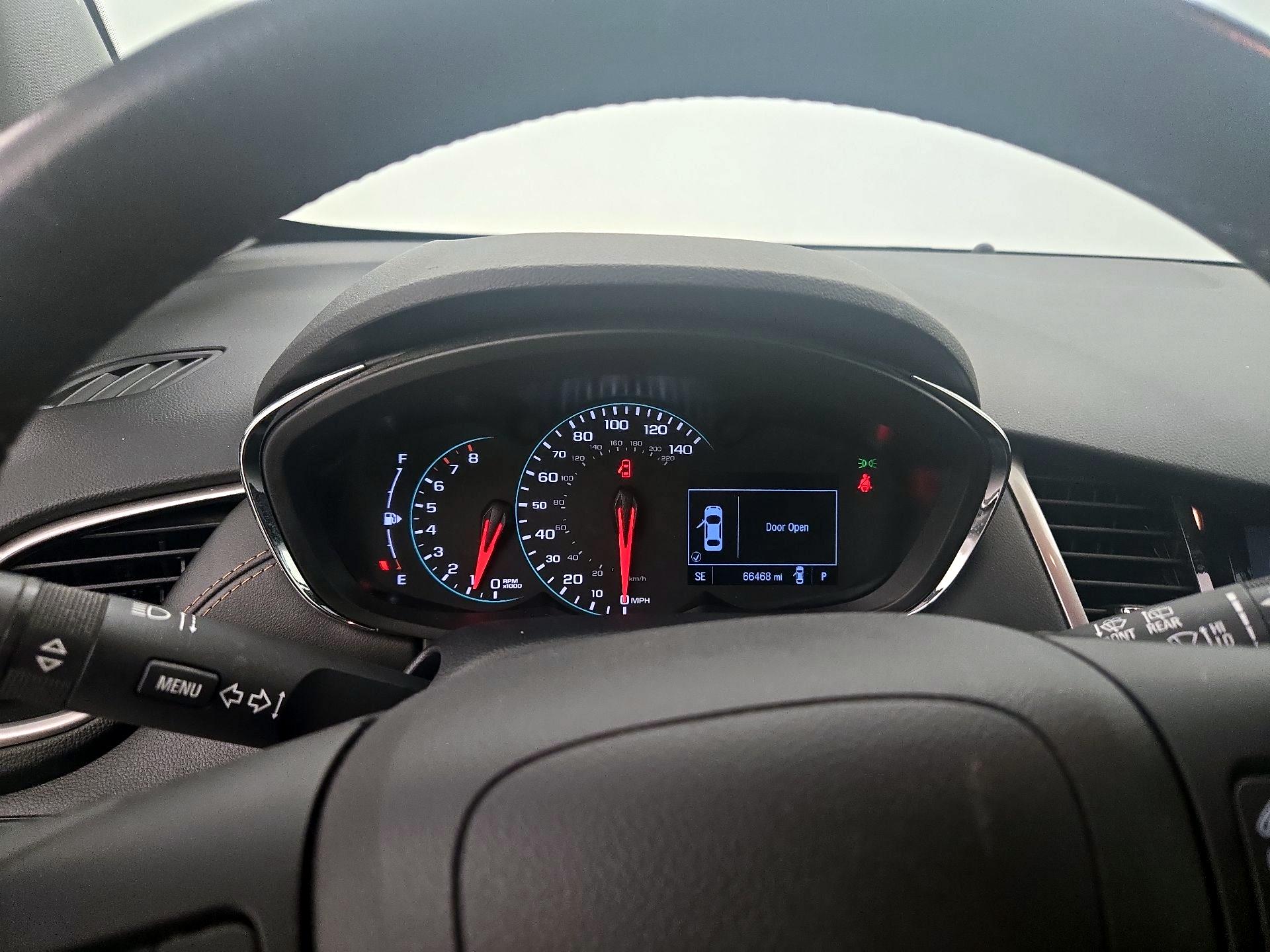 Thumbnail: 2021 Chevrolet Trax - 9