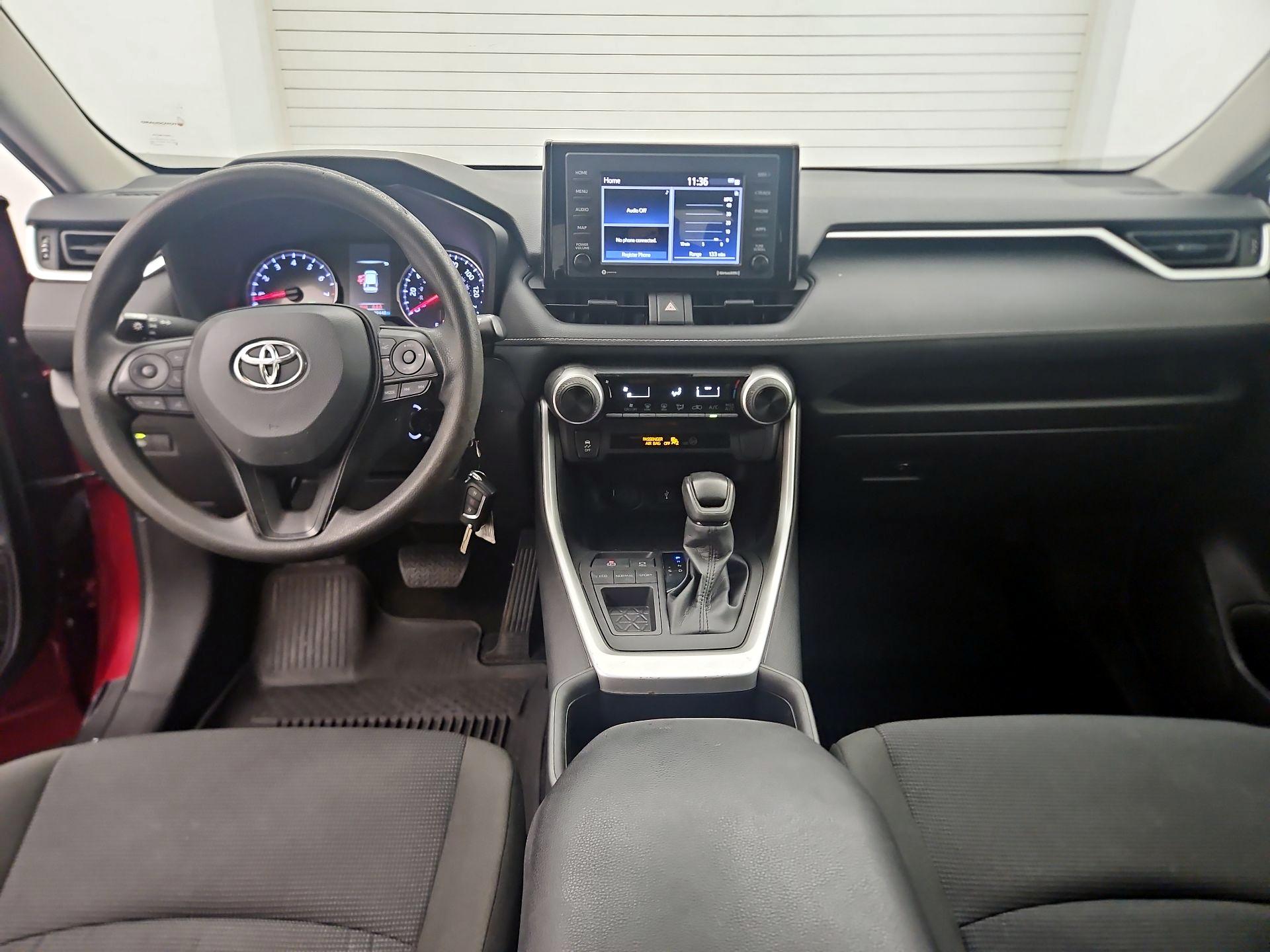 Thumbnail: 2022 Toyota RAV4 - 9