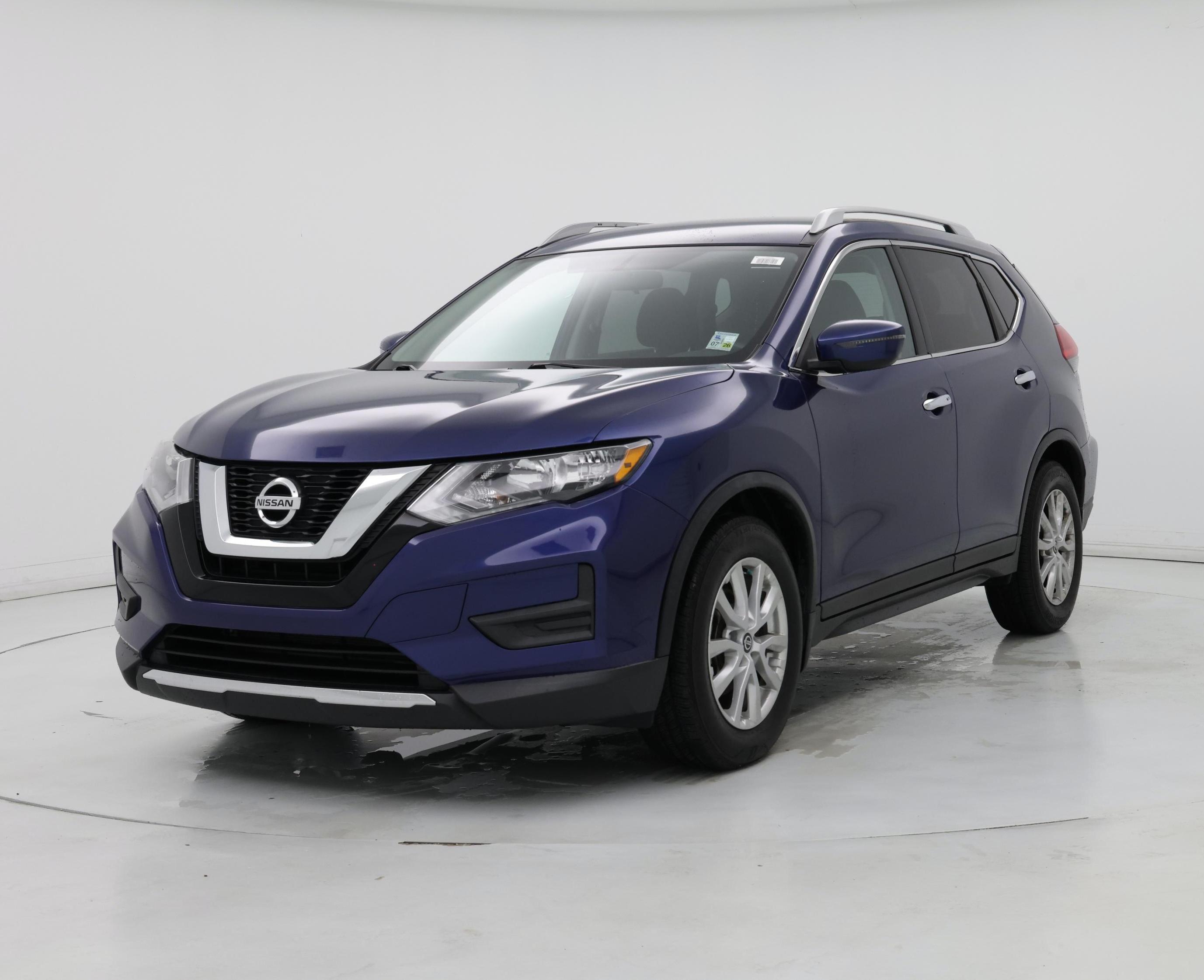 Thumbnail: 2017 Nissan Rogue - 4