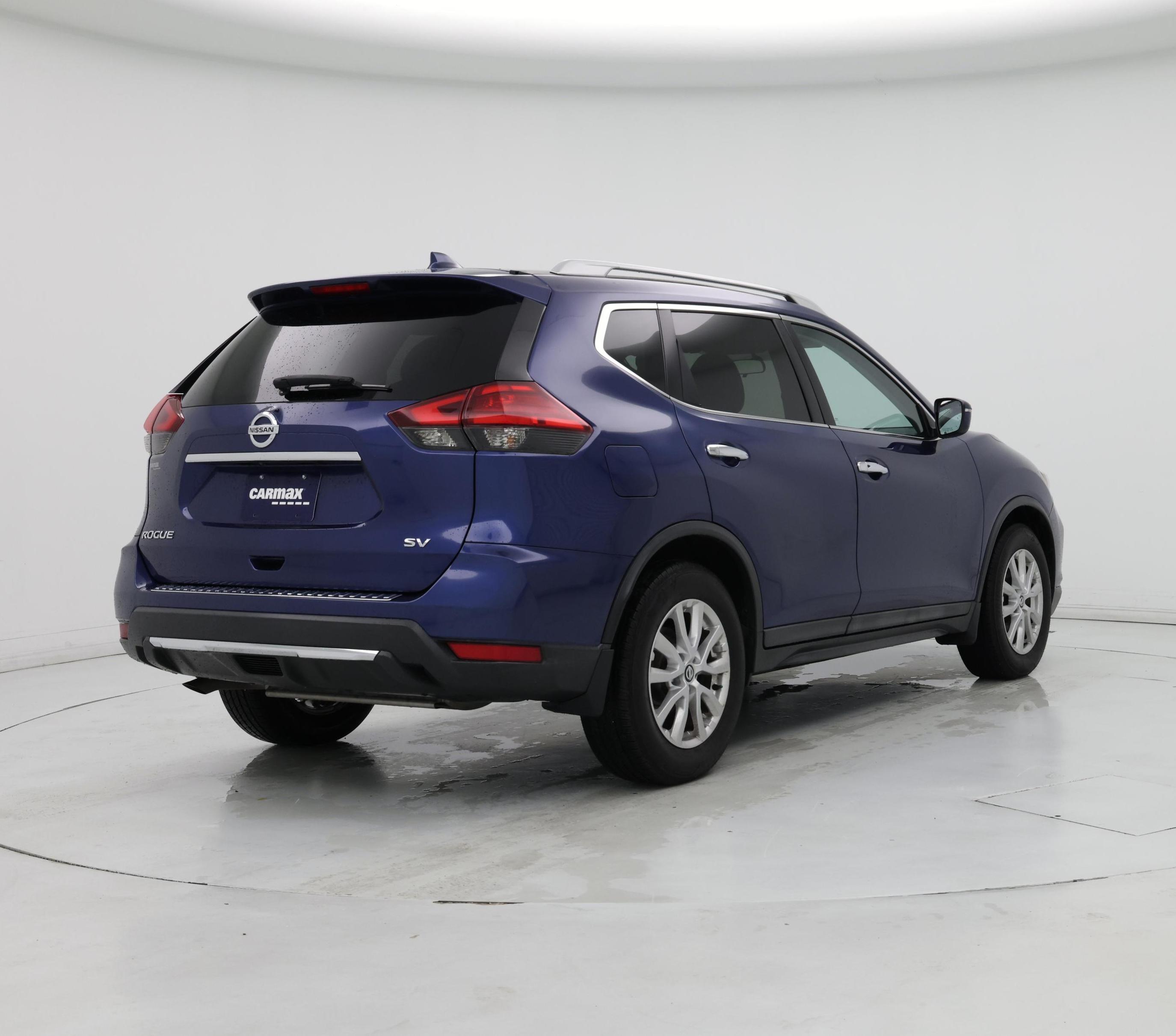 Thumbnail: 2017 Nissan Rogue - 8
