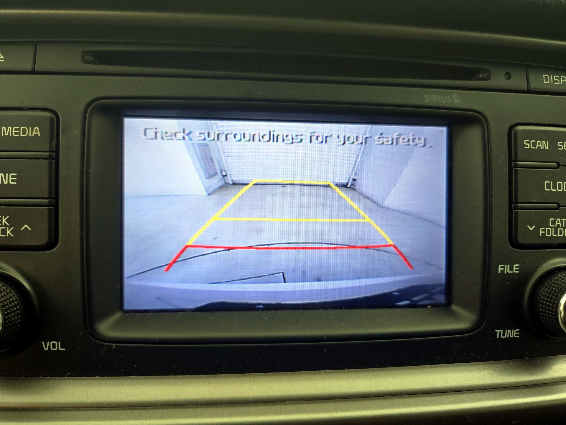 Thumbnail: 2016 Kia Optima - 14