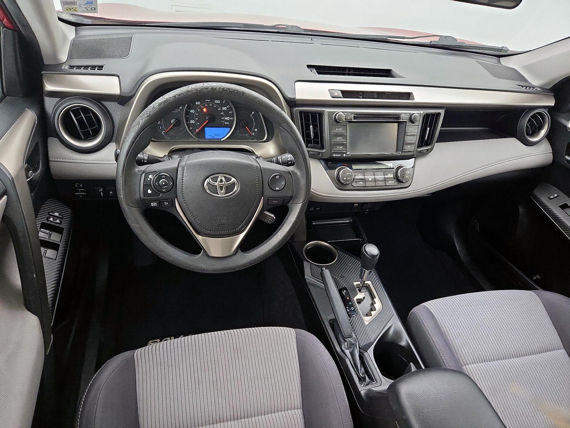 Thumbnail: 2014 Toyota RAV4 - 9
