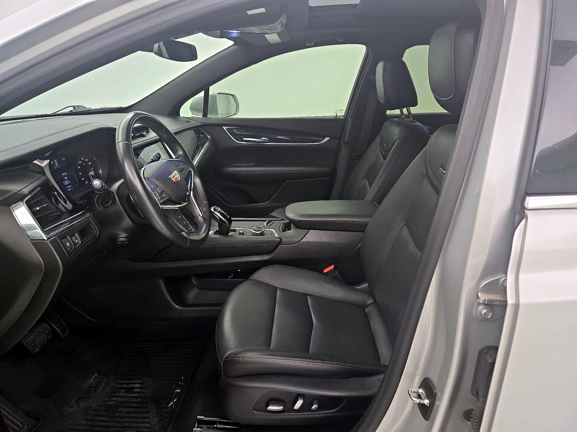 Thumbnail: 2020 Cadillac XT5 - 11