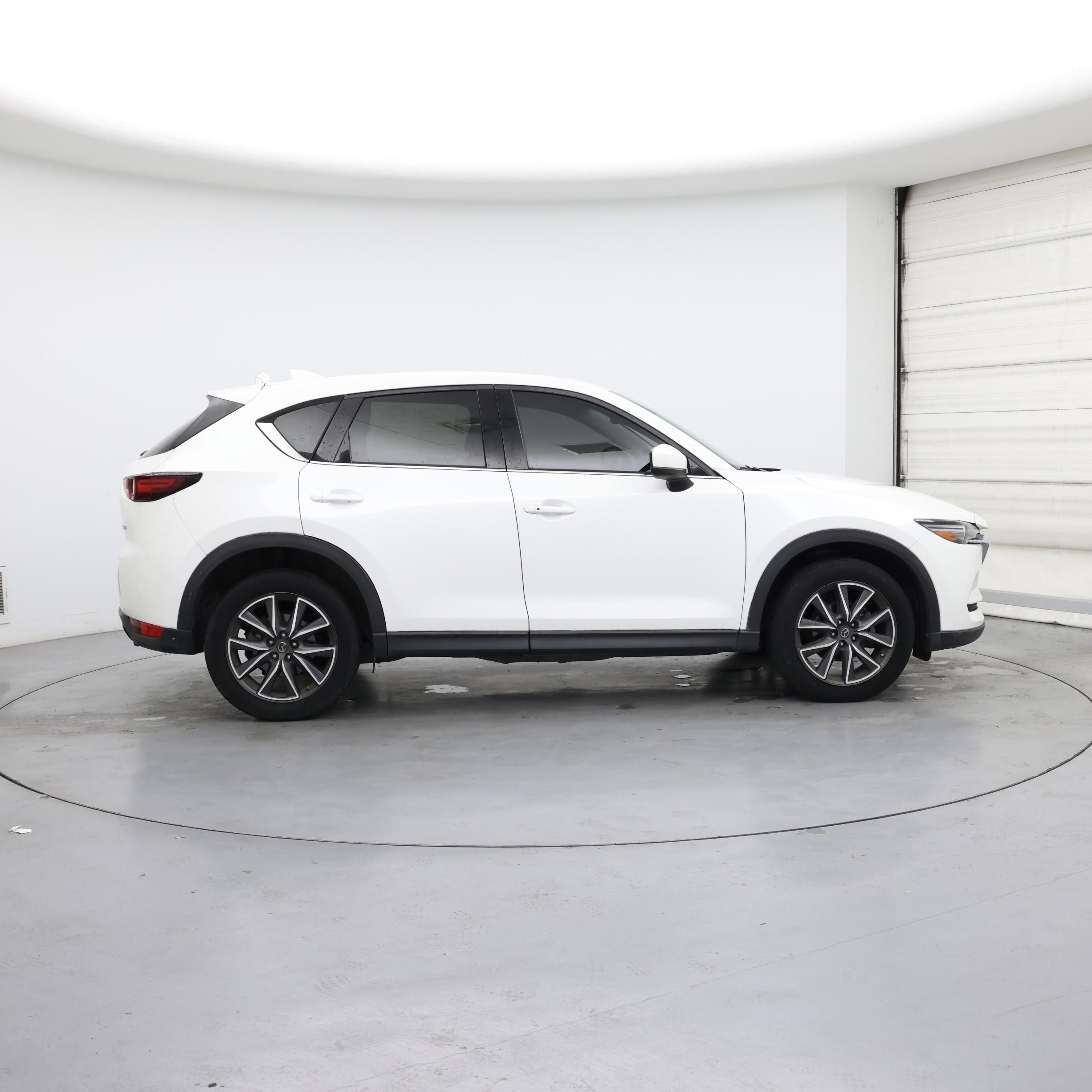 Thumbnail: 2017 Mazda CX-5 - 7