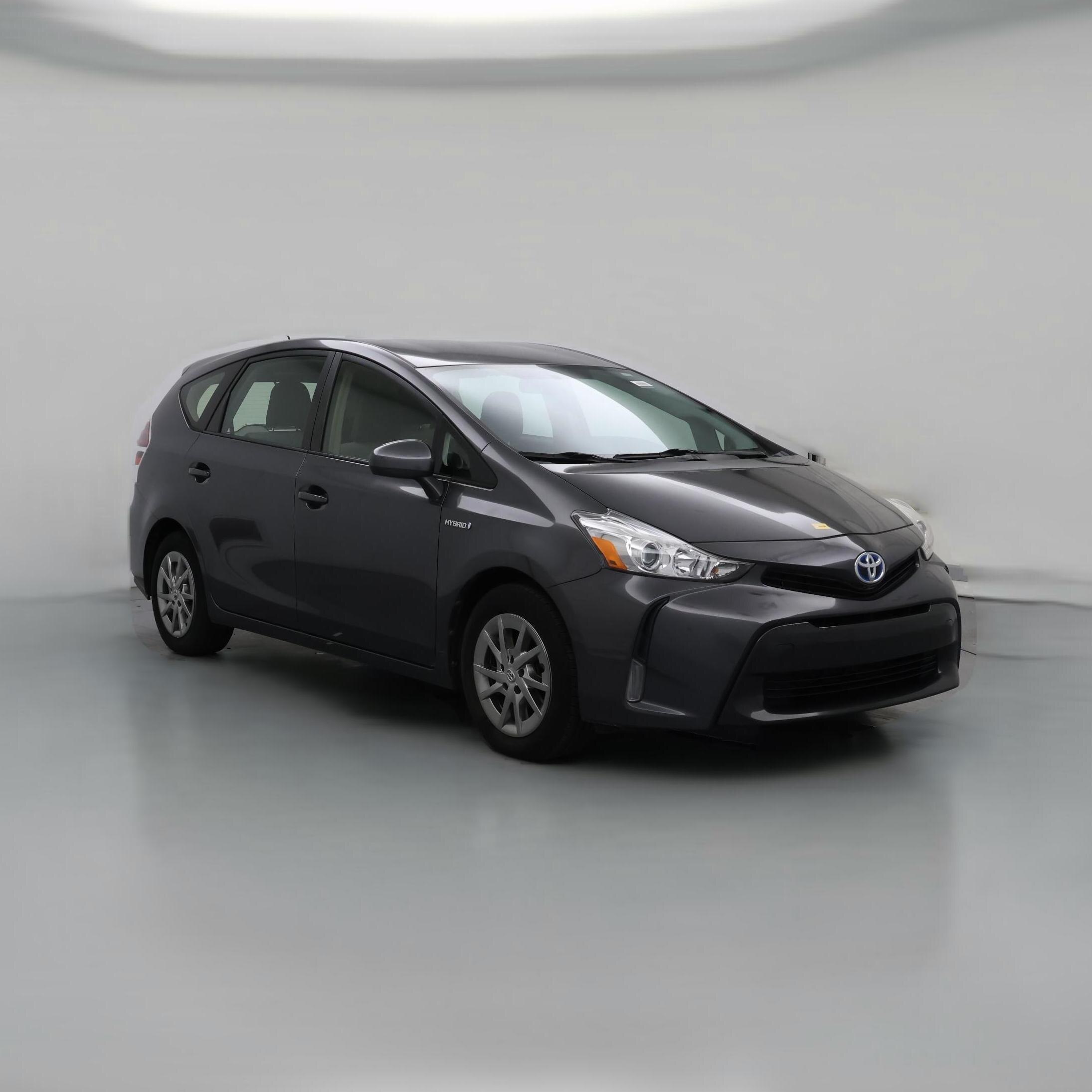 Thumbnail: 2016 Toyota Prius v - 1