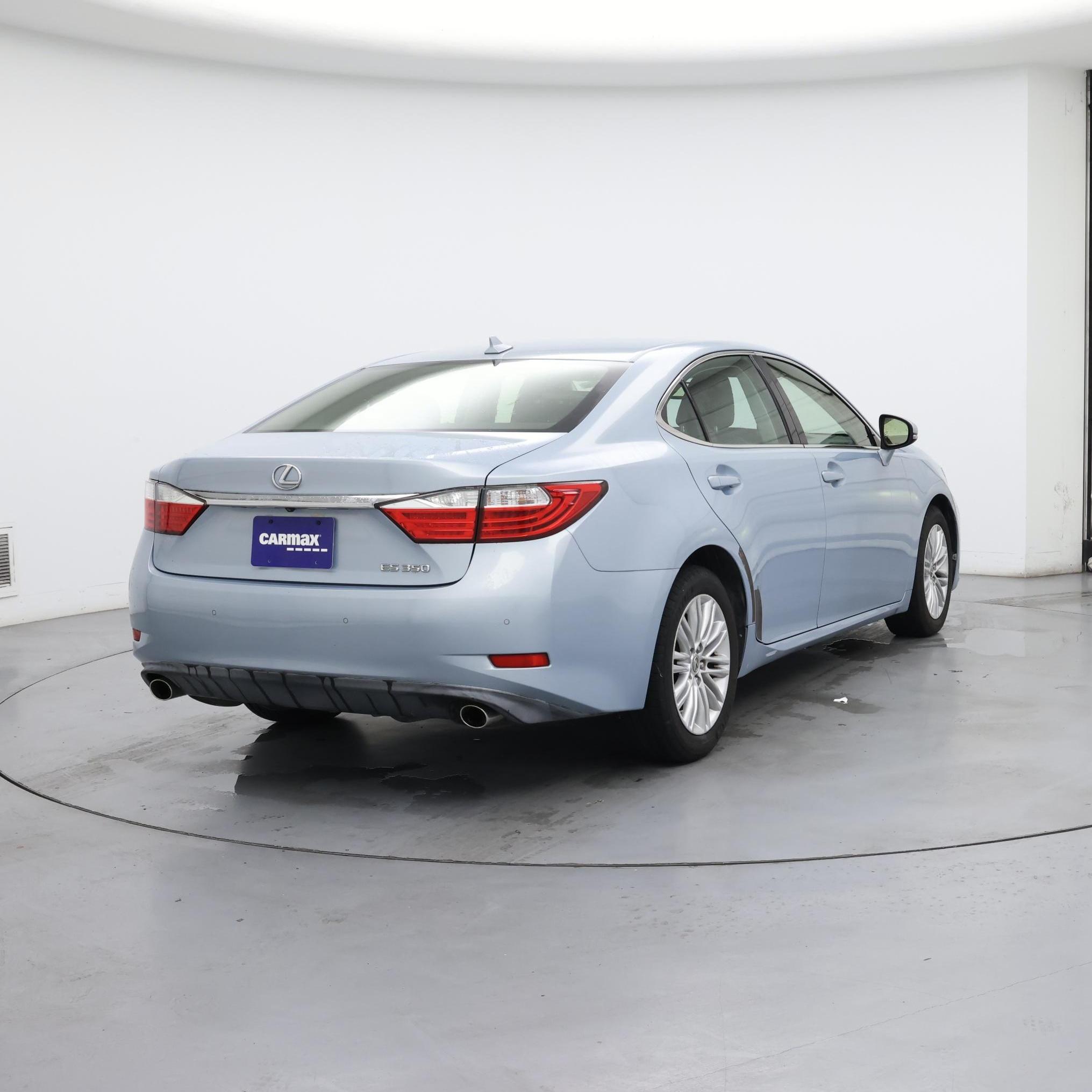 Thumbnail: 2013 Lexus ES - 8