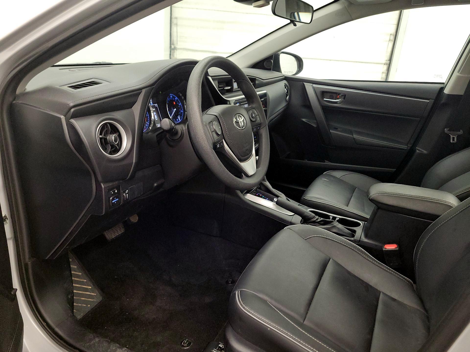 Thumbnail: 2017 Toyota Corolla - 11