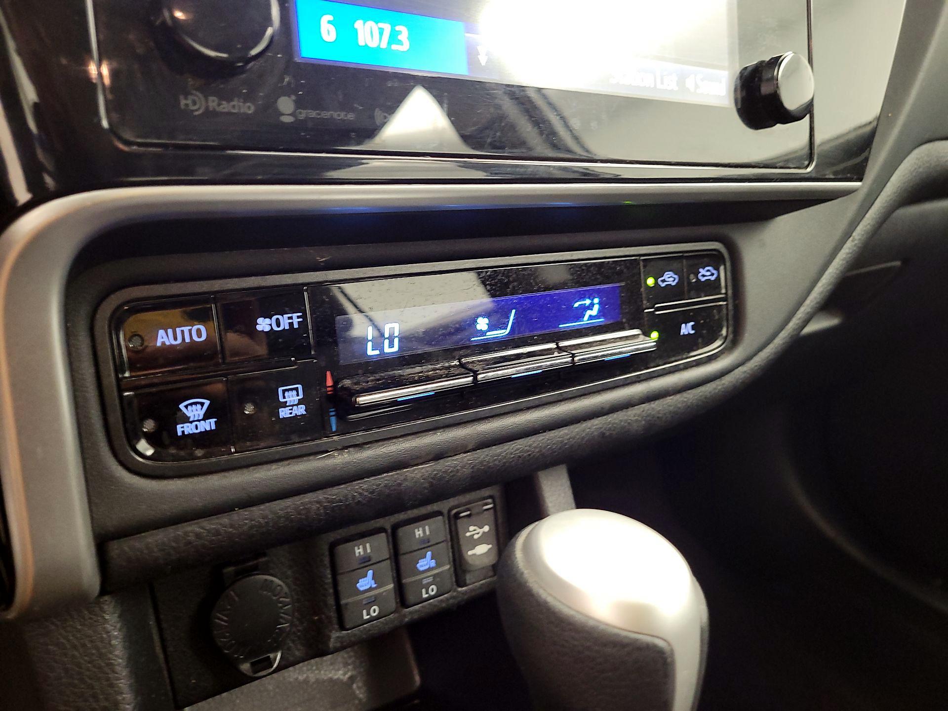 Thumbnail: 2017 Toyota Corolla - 14