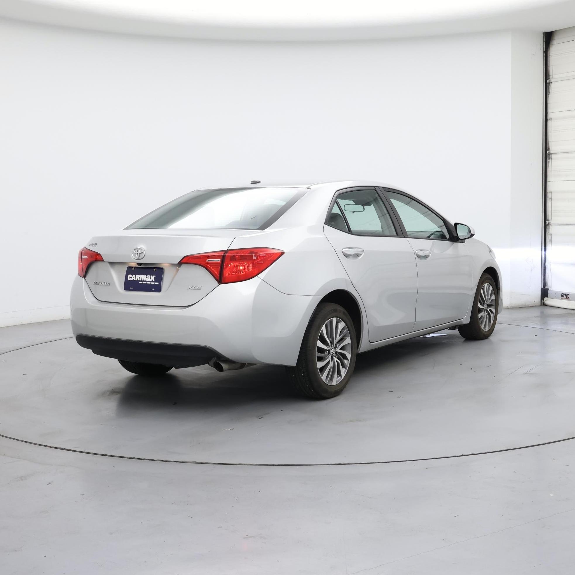 Thumbnail: 2017 Toyota Corolla - 8
