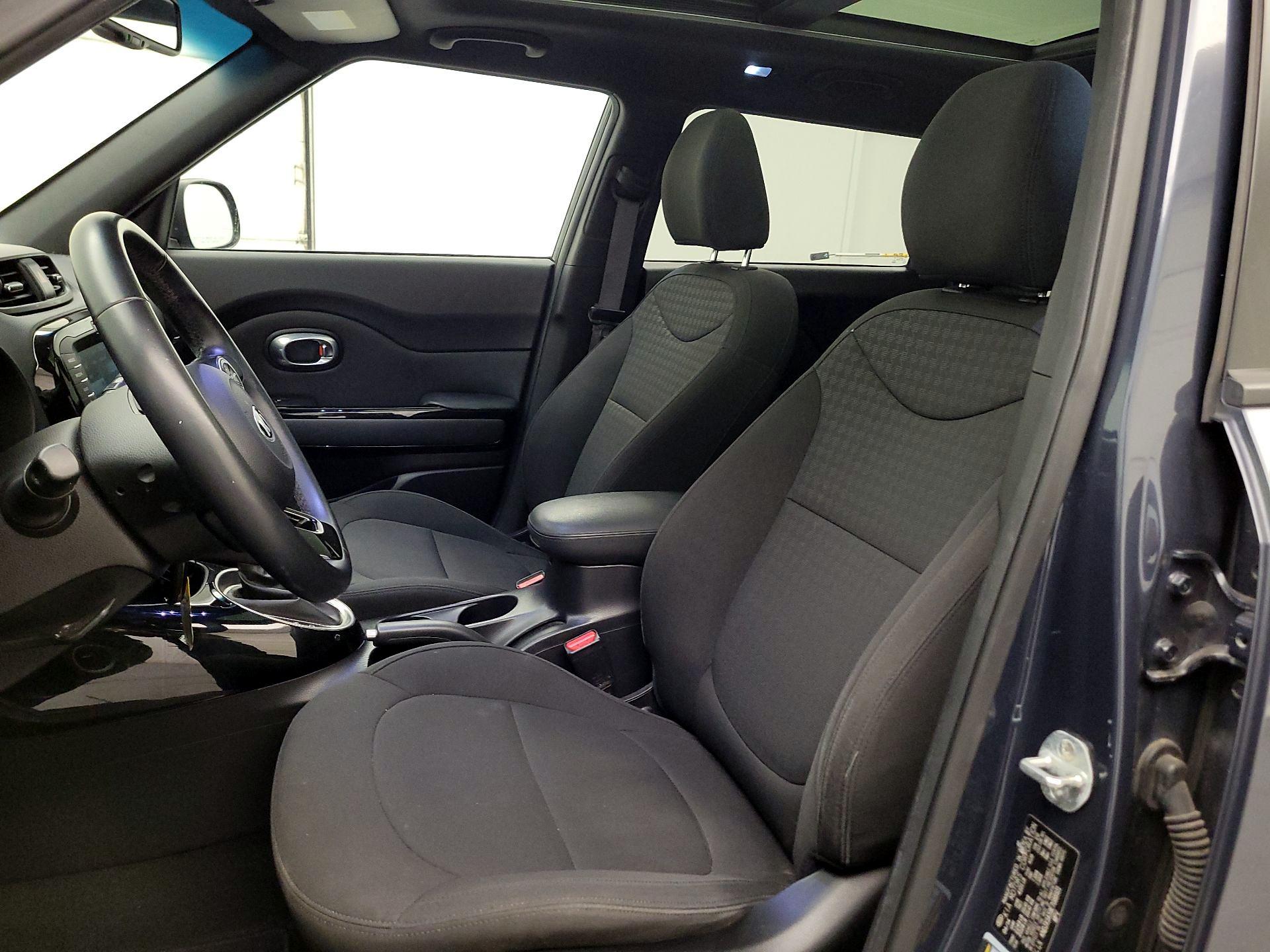 Thumbnail: 2014 Kia Soul - 11