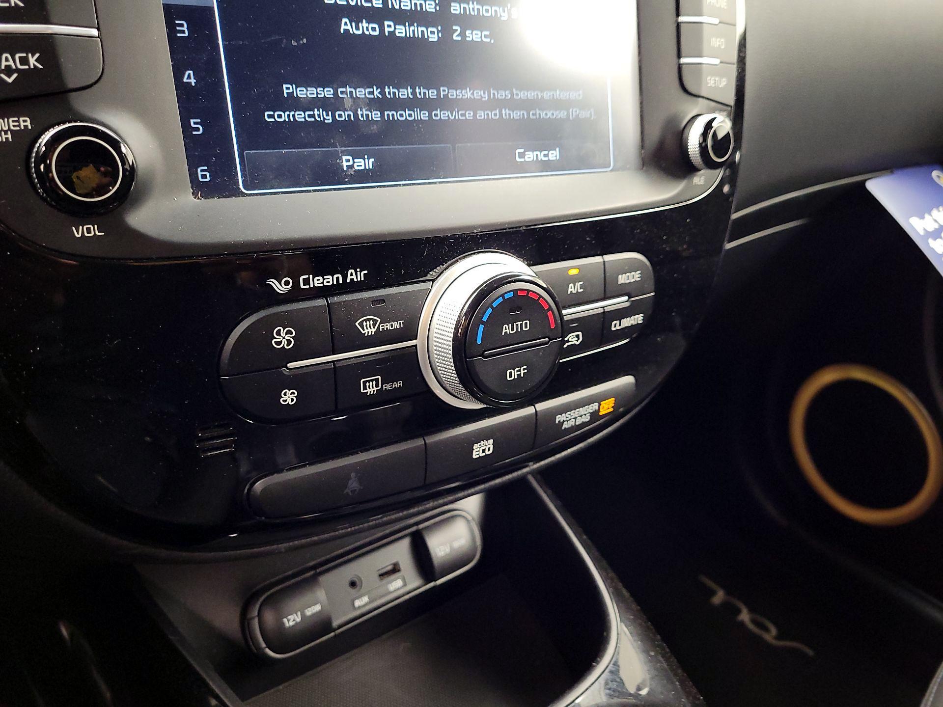 Thumbnail: 2014 Kia Soul - 16