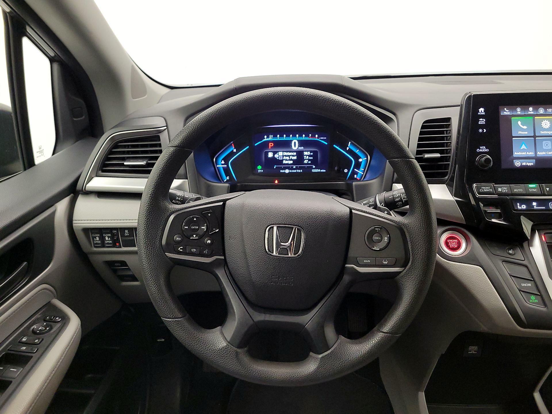Thumbnail: 2018 Honda Odyssey - 10