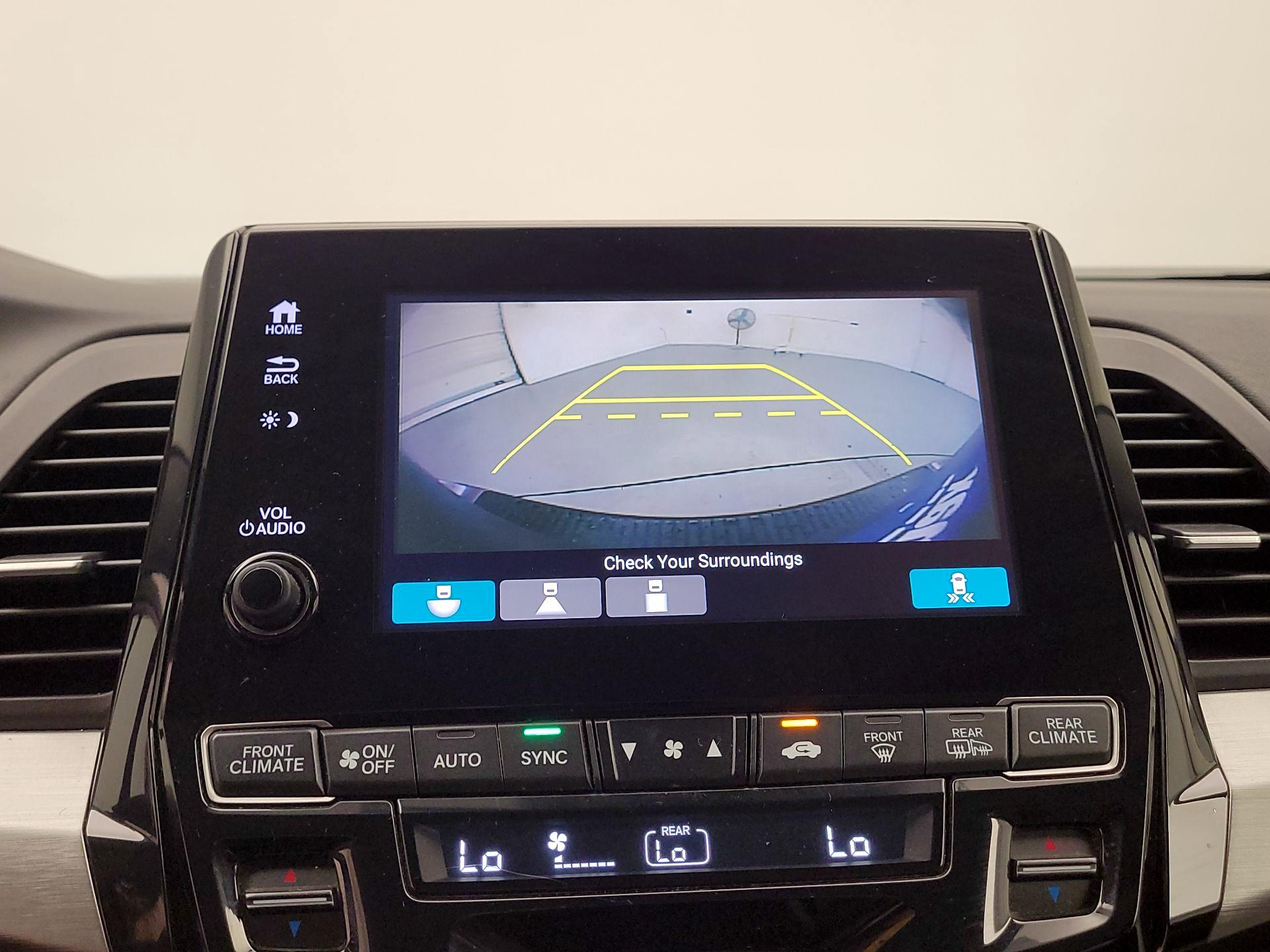 Thumbnail: 2018 Honda Odyssey - 14