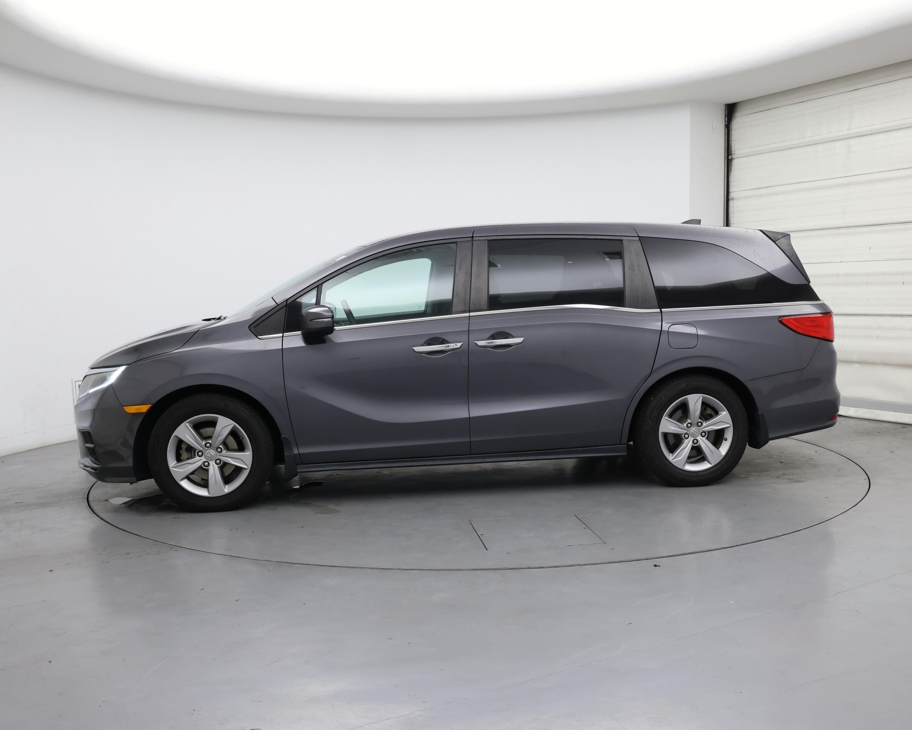 Thumbnail: 2018 Honda Odyssey - 3