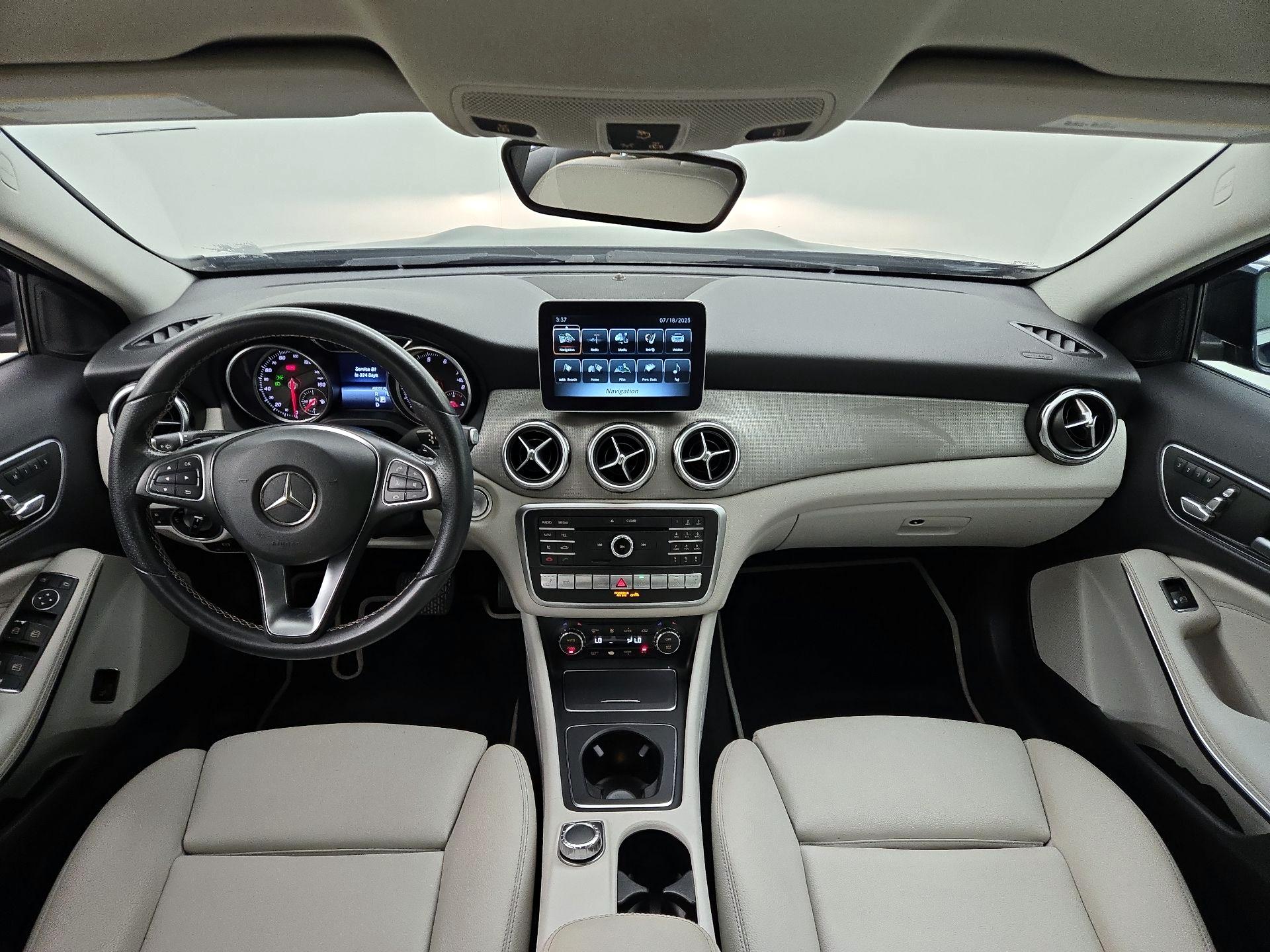Thumbnail: 2018 Mercedes-Benz GLA - 9