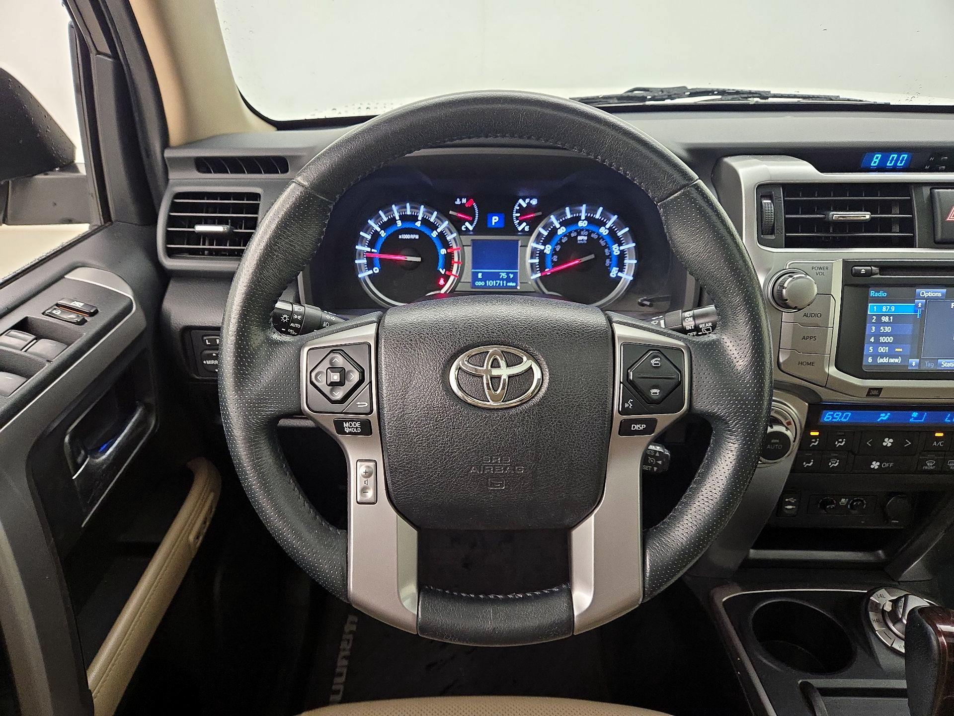 Thumbnail: 2015 Toyota 4Runner - 10