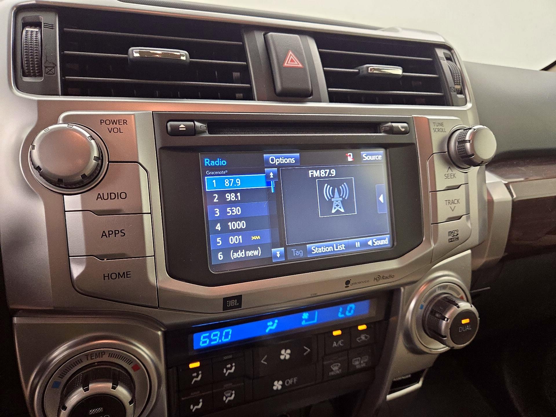 Thumbnail: 2015 Toyota 4Runner - 15
