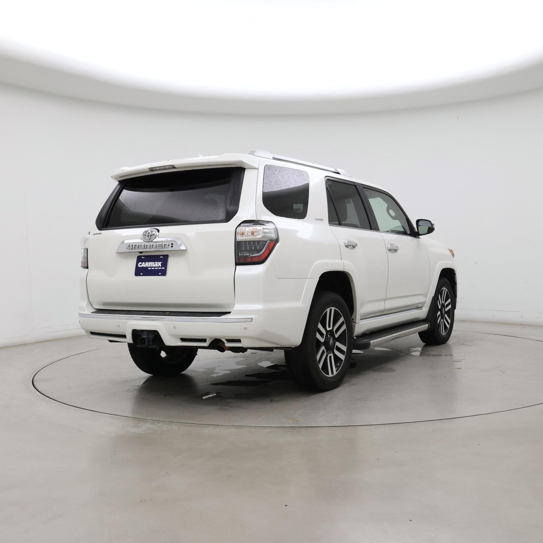Thumbnail: 2015 Toyota 4Runner - 8