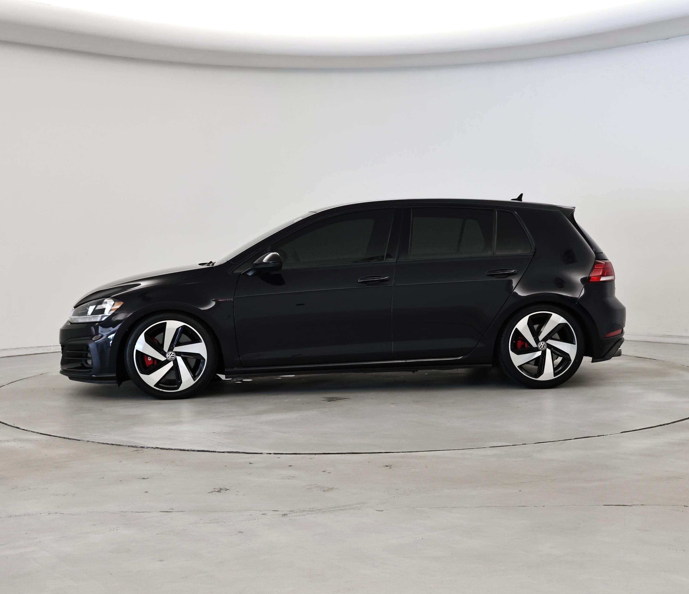 Thumbnail: 2020 Volkswagen Golf - 3