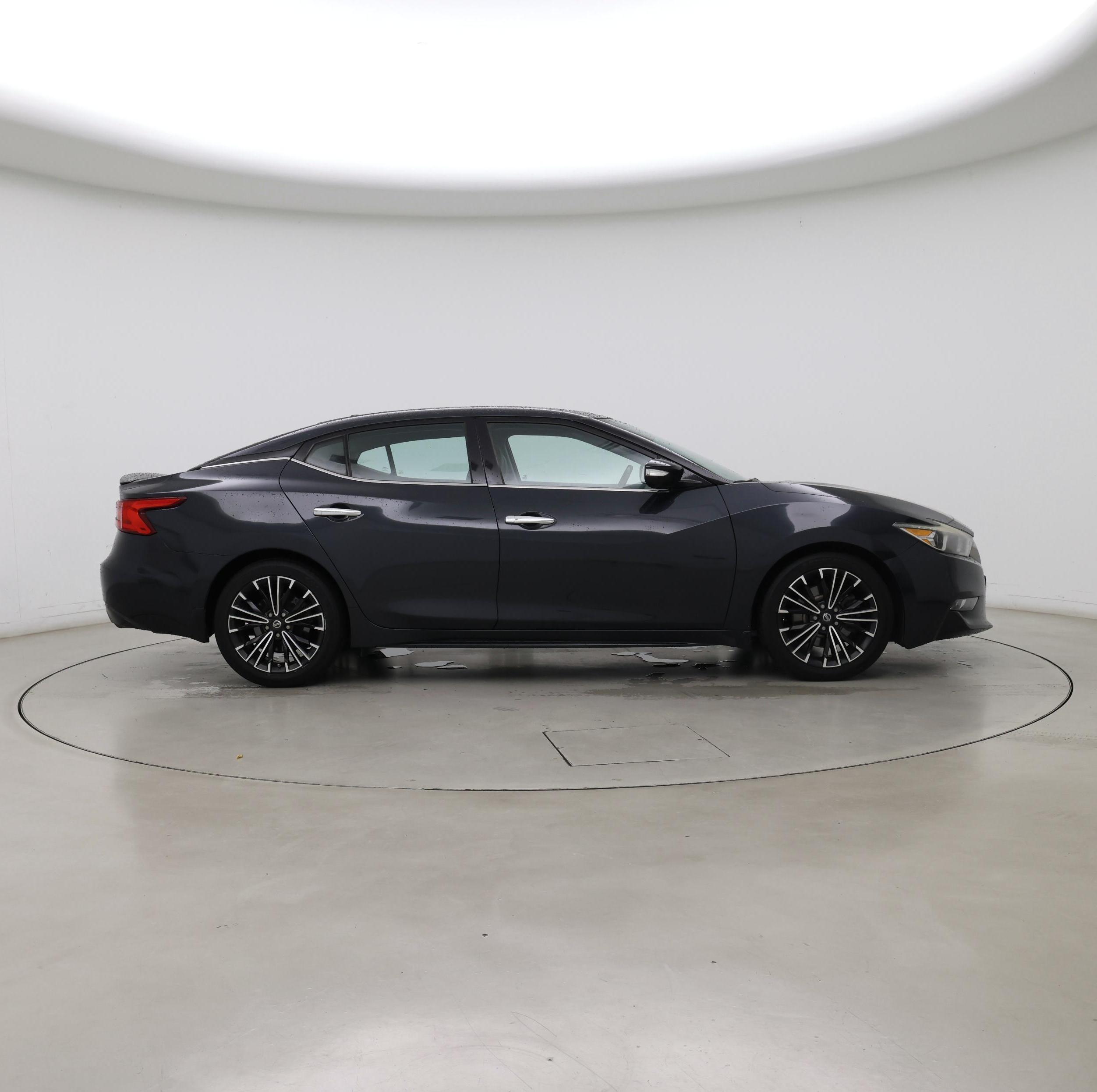 Thumbnail: 2016 Nissan Maxima - 7