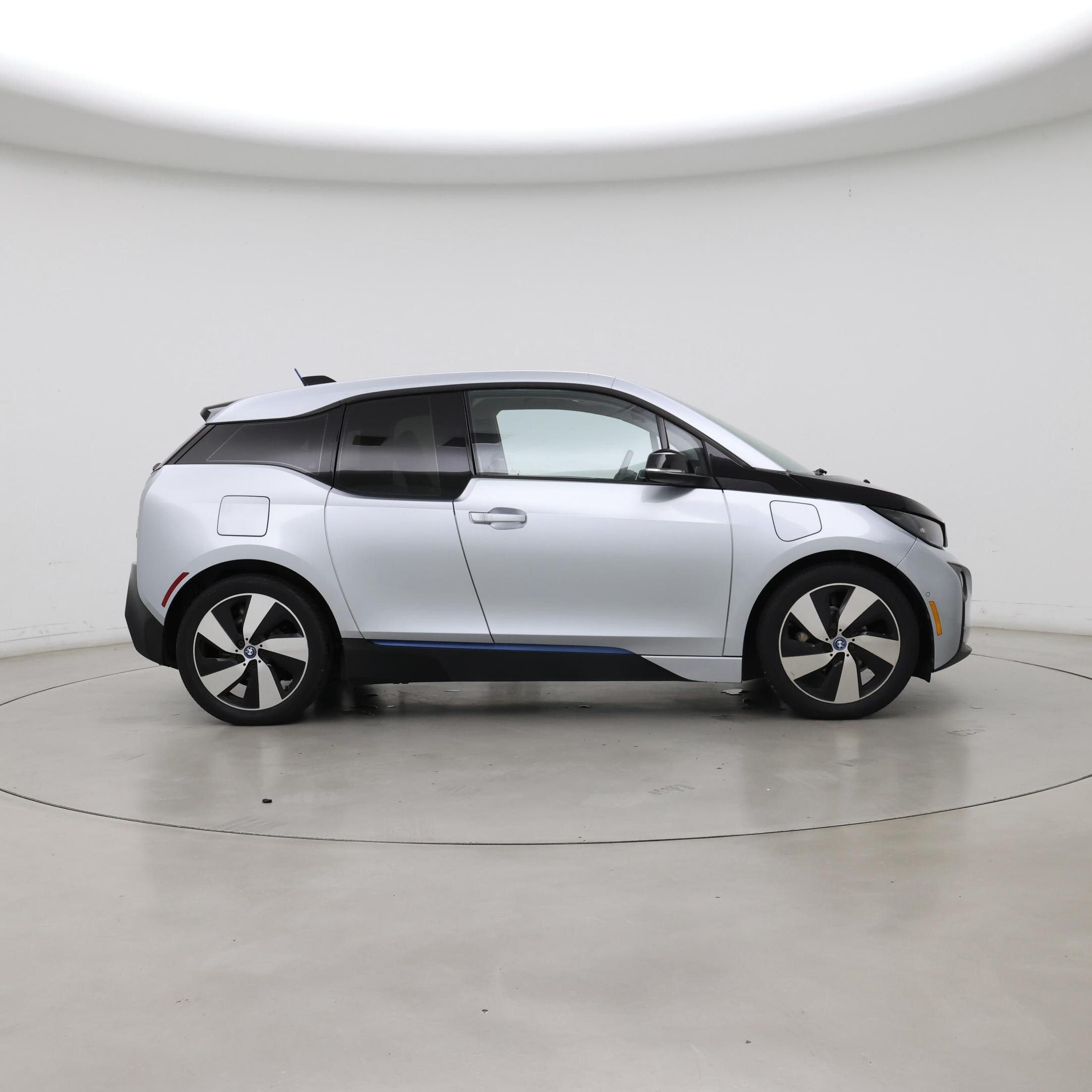 Thumbnail: 2017 BMW i3 - 7