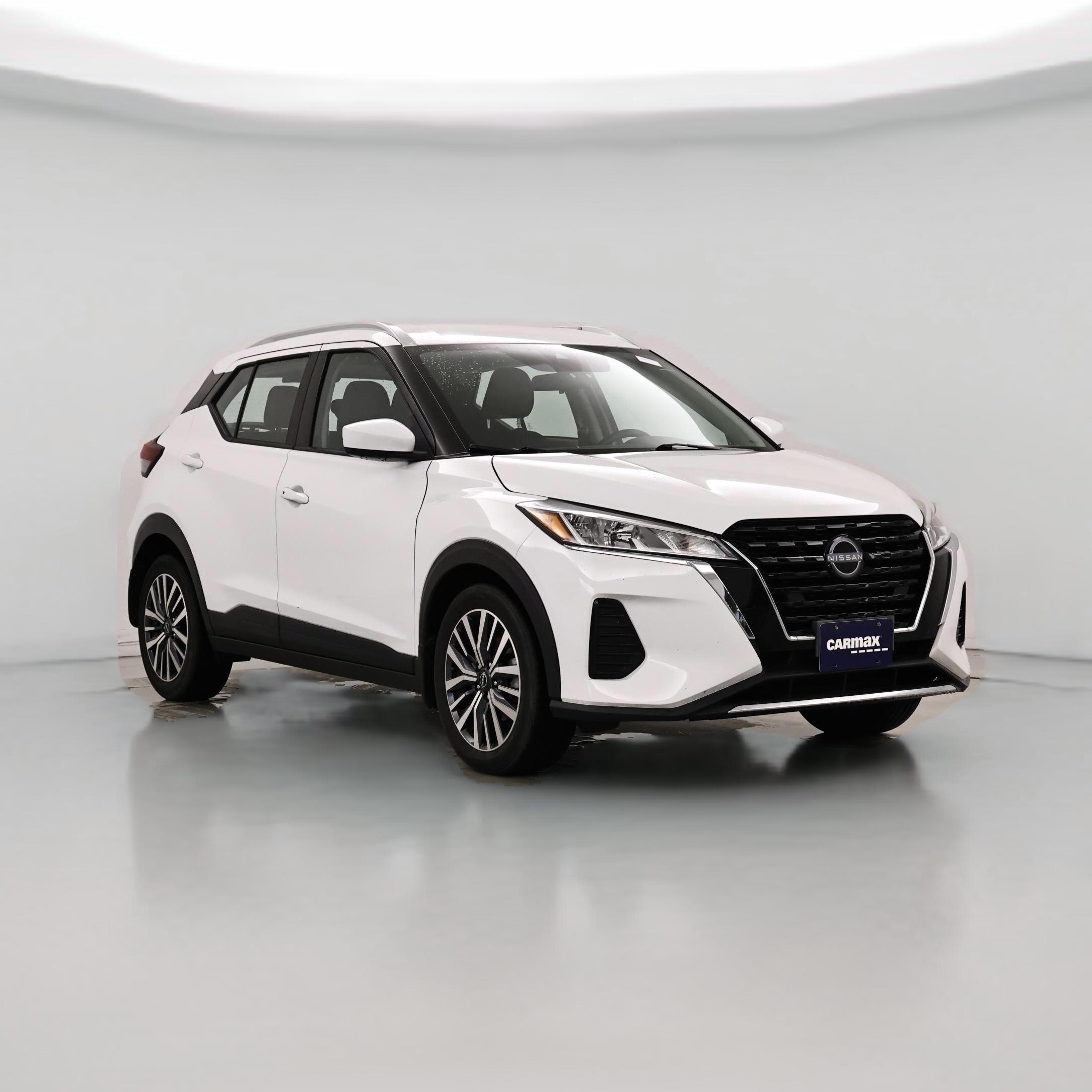 Thumbnail: 2023 Nissan Kicks - 1