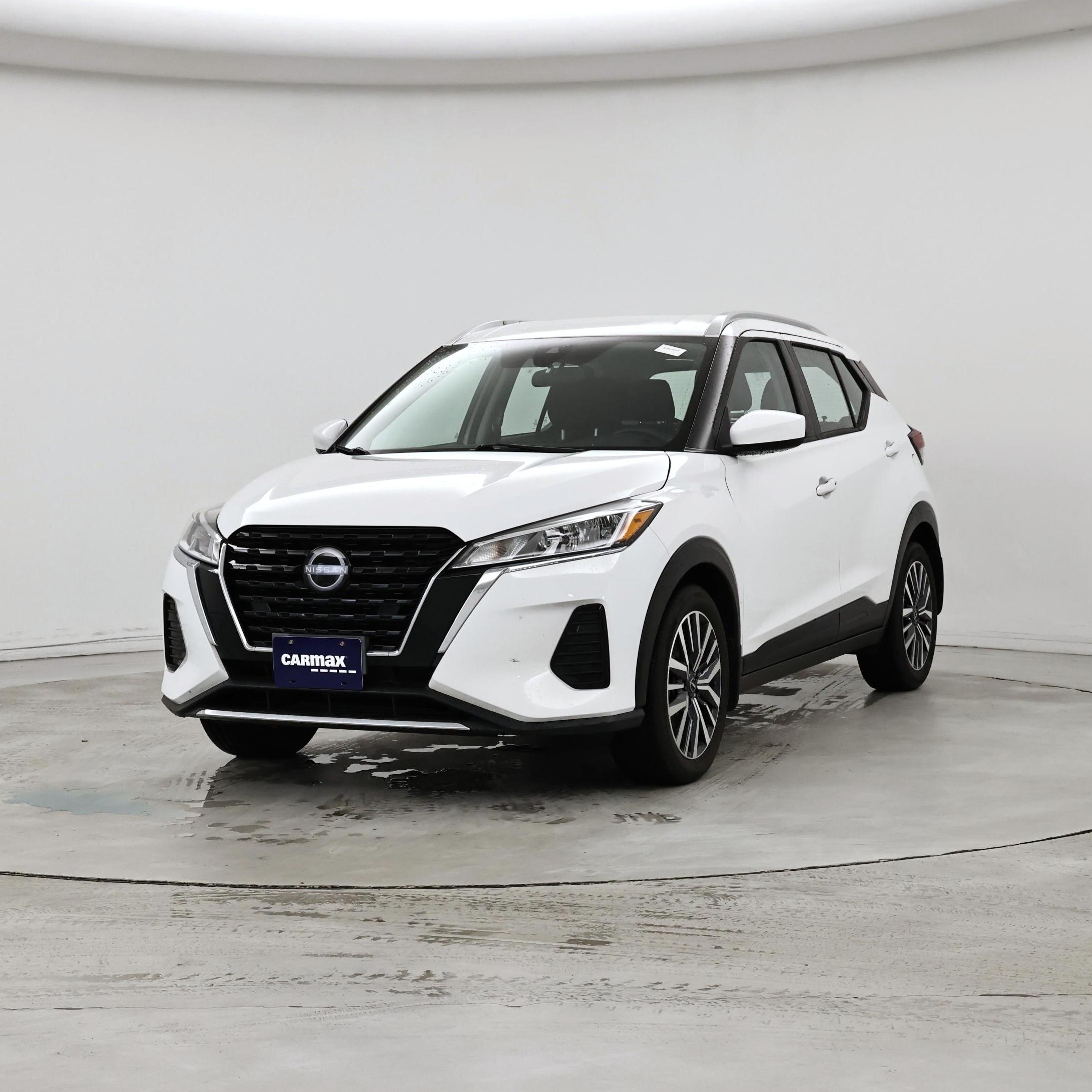 Thumbnail: 2023 Nissan Kicks - 4