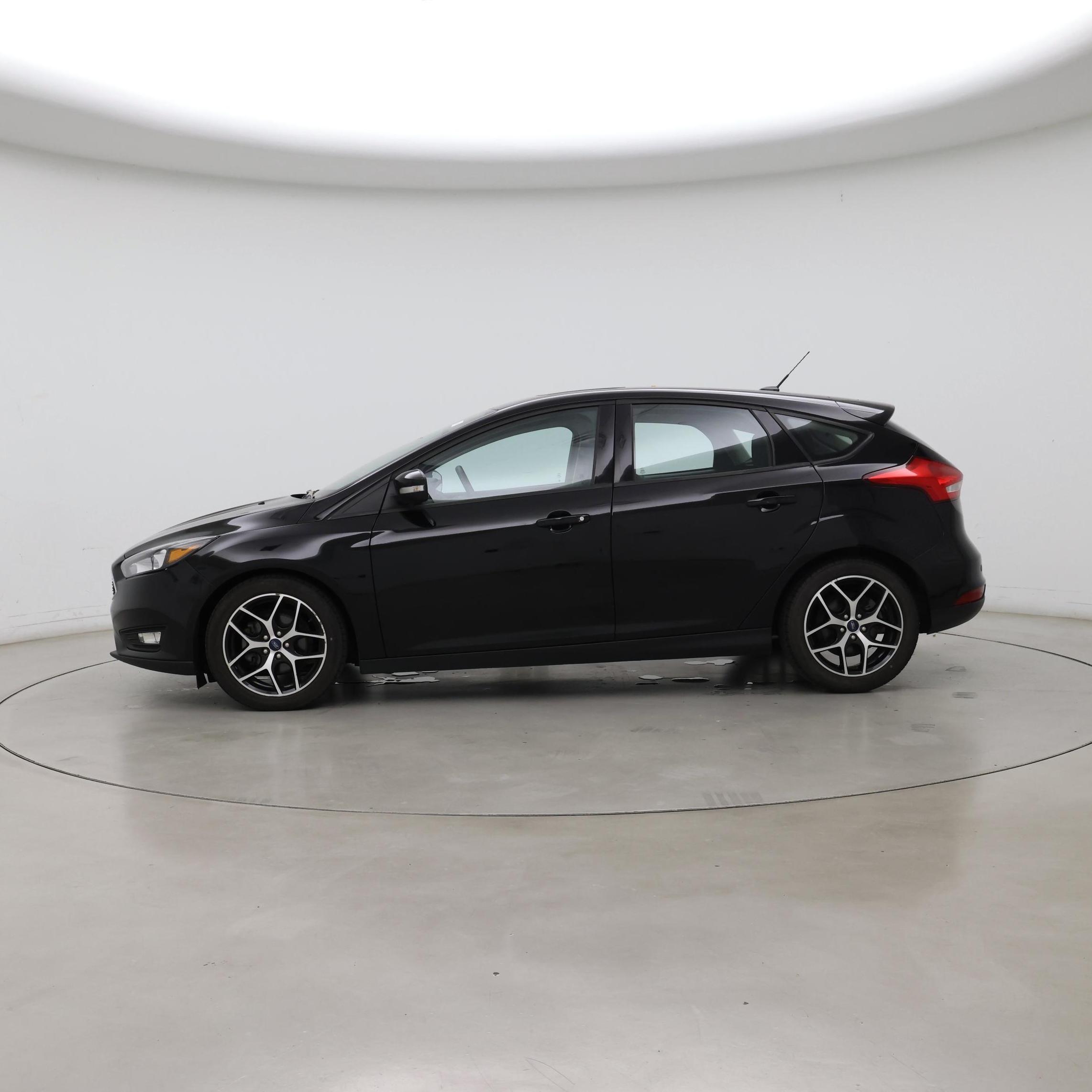 Thumbnail: 2018 Ford Focus - 3