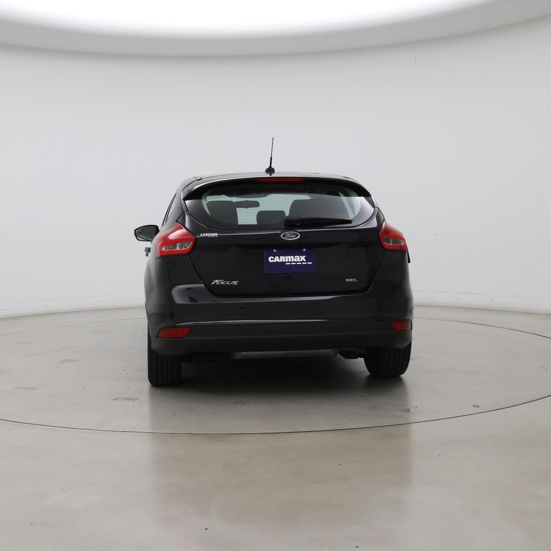 Thumbnail: 2018 Ford Focus - 6