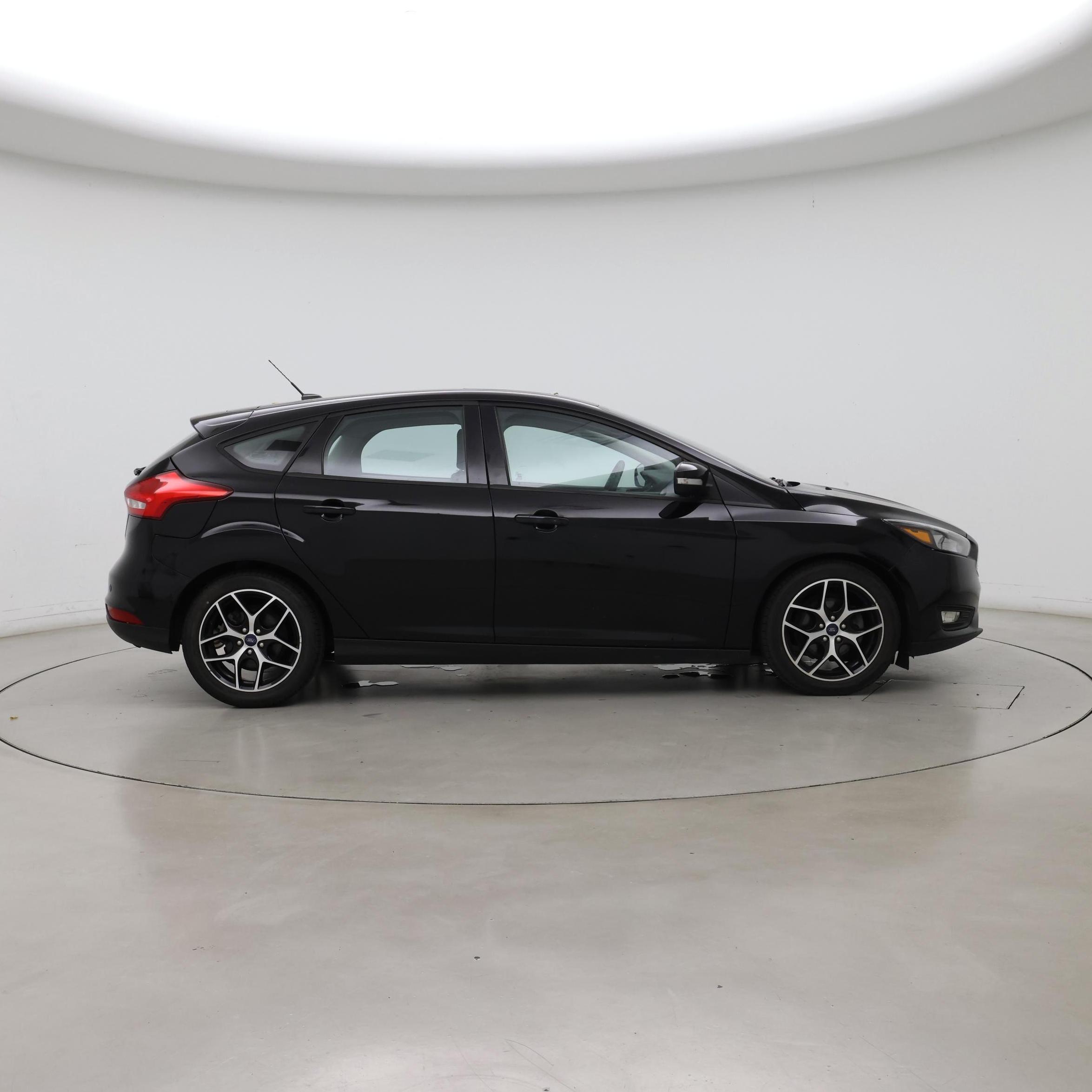 Thumbnail: 2018 Ford Focus - 7