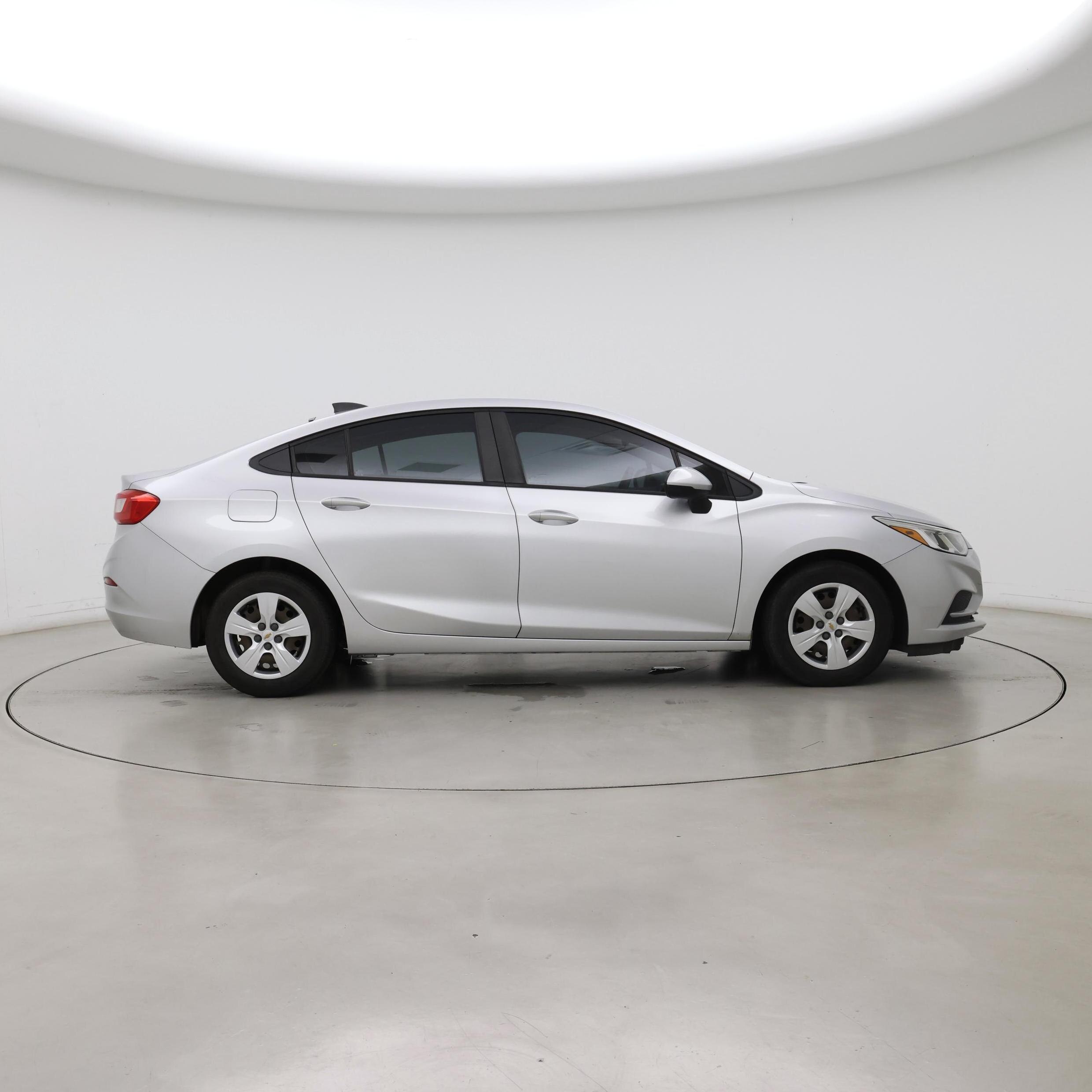 Thumbnail: 2017 Chevrolet Cruze - 7
