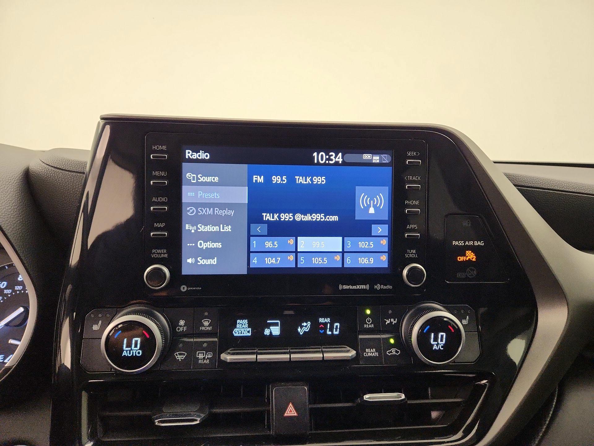 Thumbnail: 2021 Toyota Highlander - 15