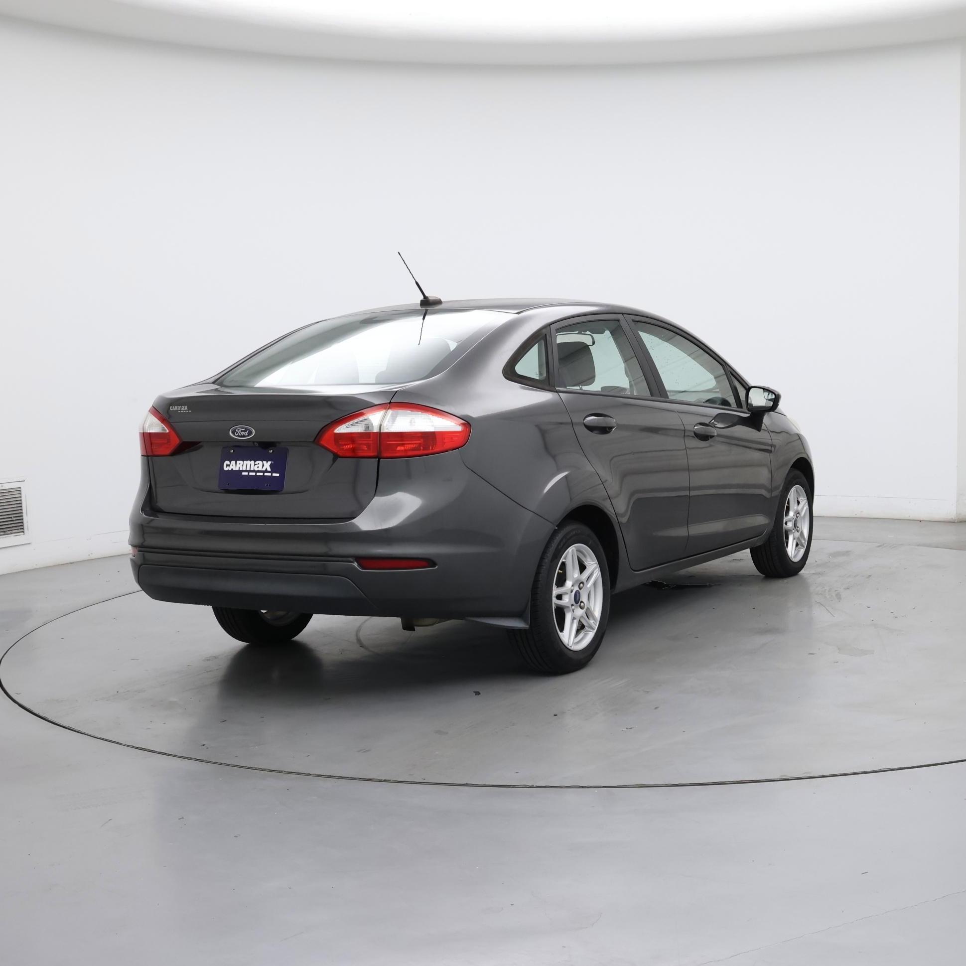 Thumbnail: 2018 Ford Fiesta - 8