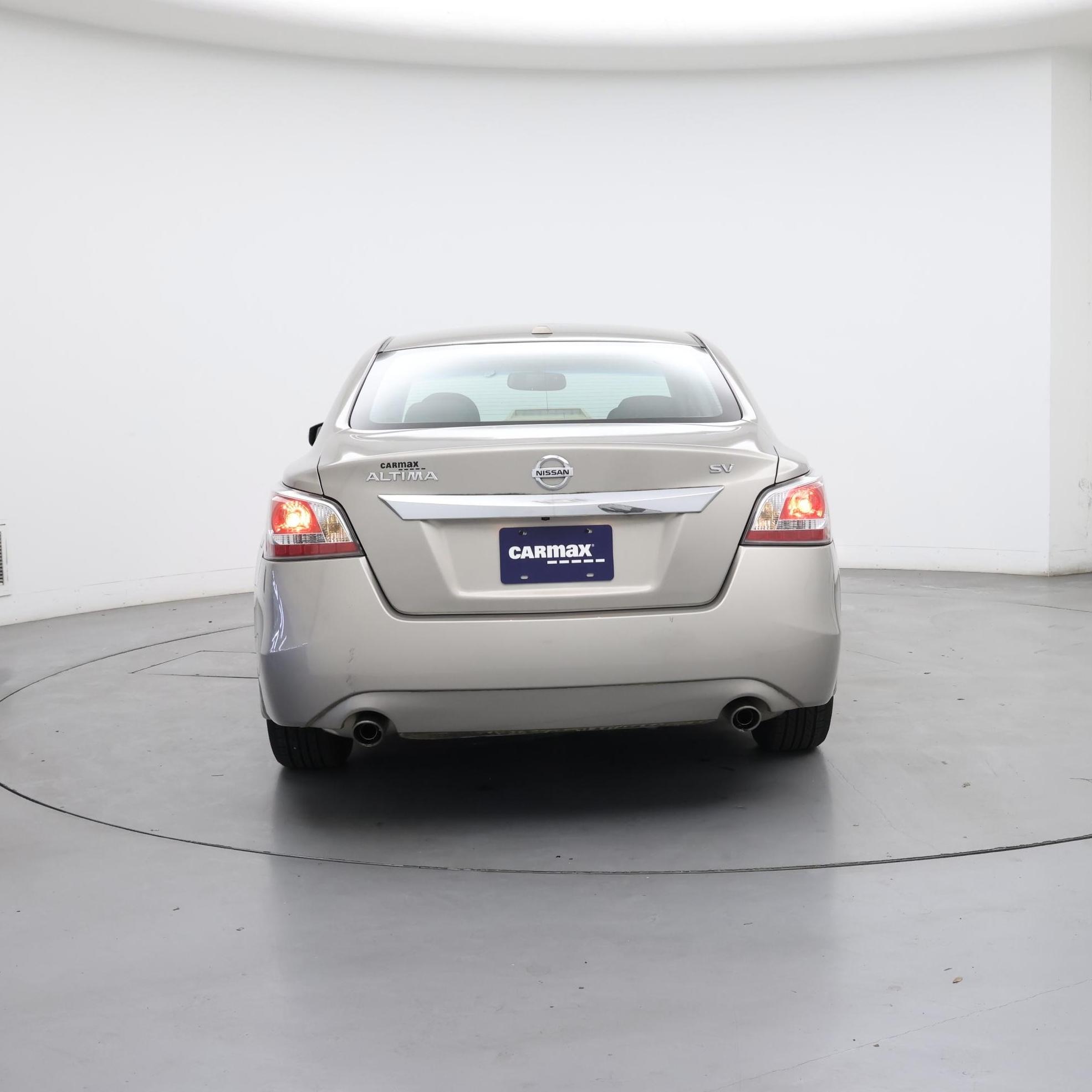 Thumbnail: 2015 Nissan Altima - 6