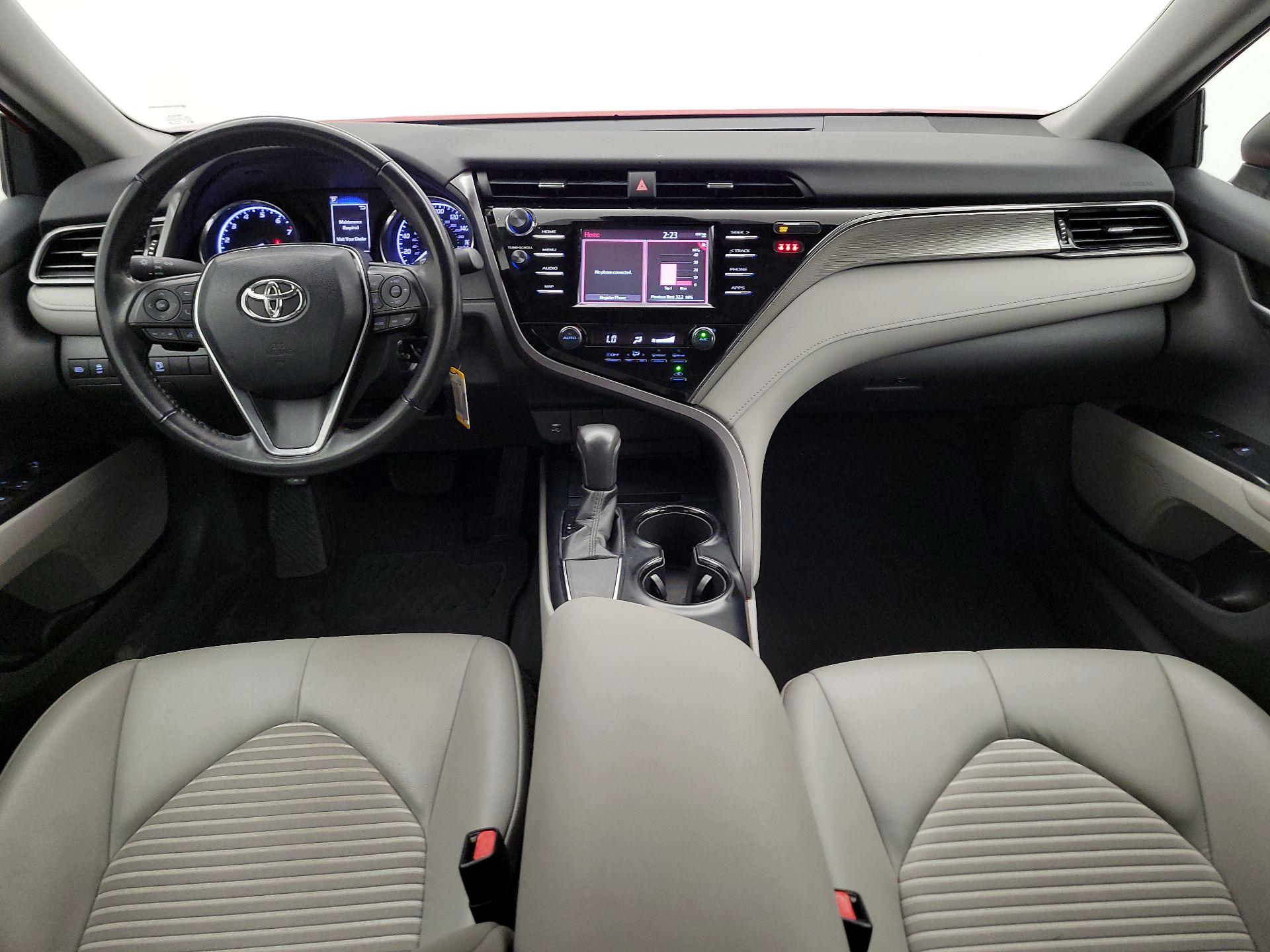 Thumbnail: 2019 Toyota Camry - 9