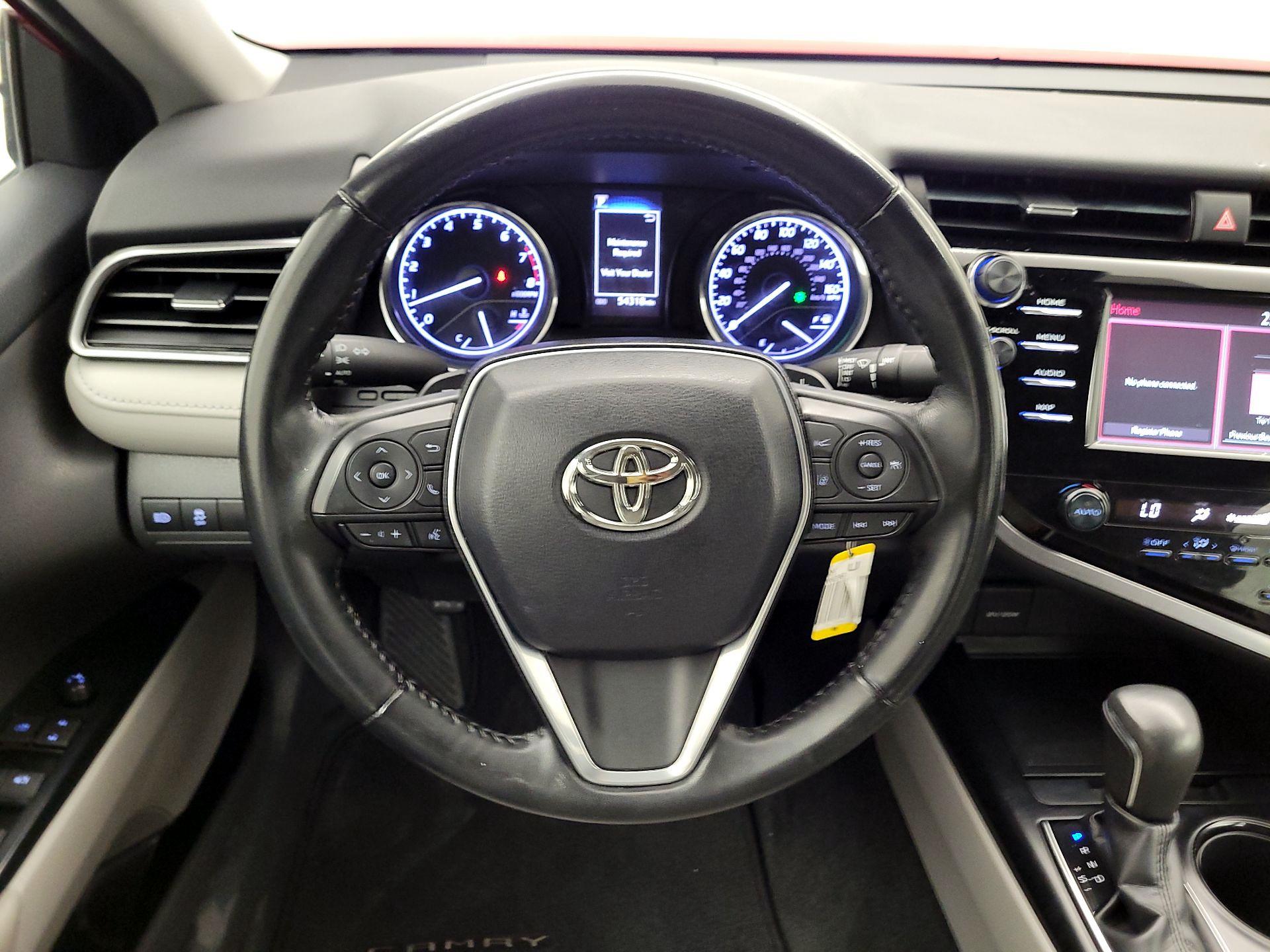 Thumbnail: 2019 Toyota Camry - 10