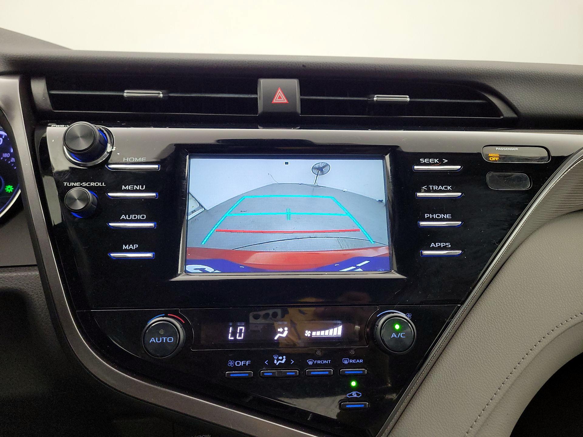 Thumbnail: 2019 Toyota Camry - 14