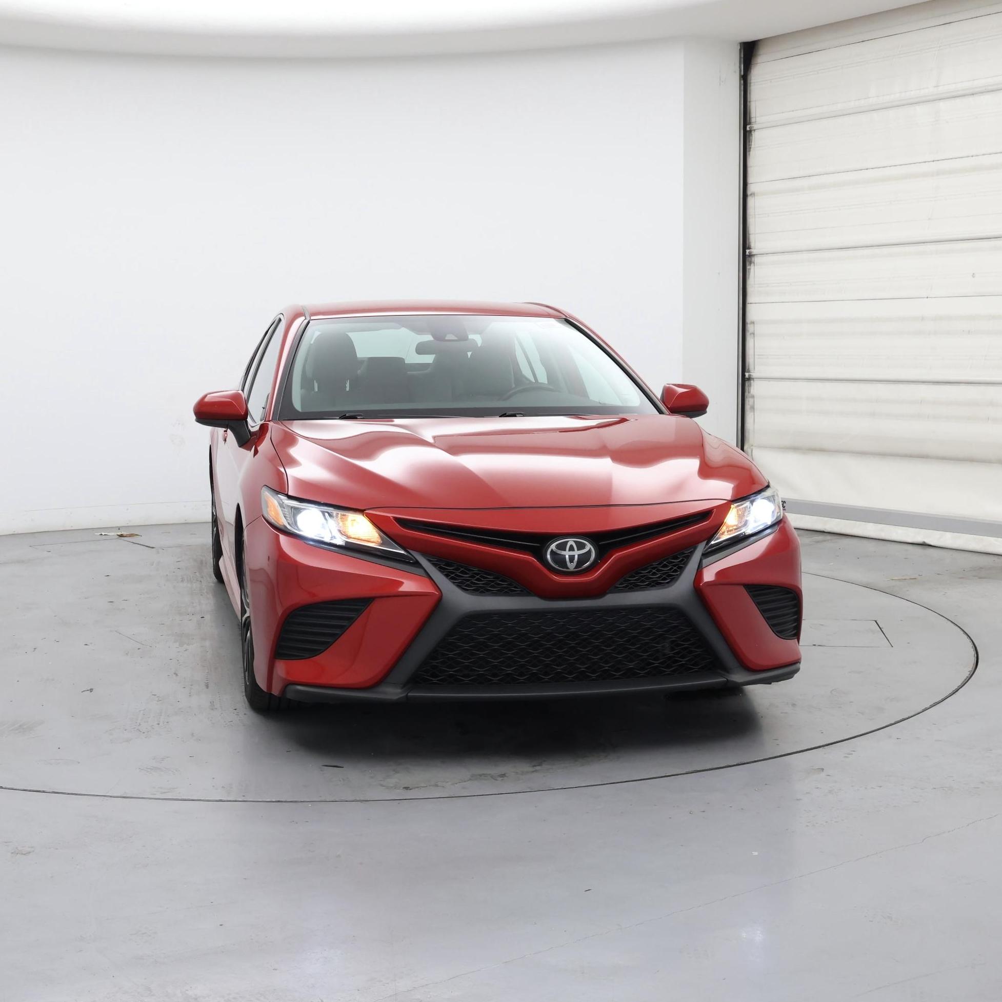 Thumbnail: 2019 Toyota Camry - 5