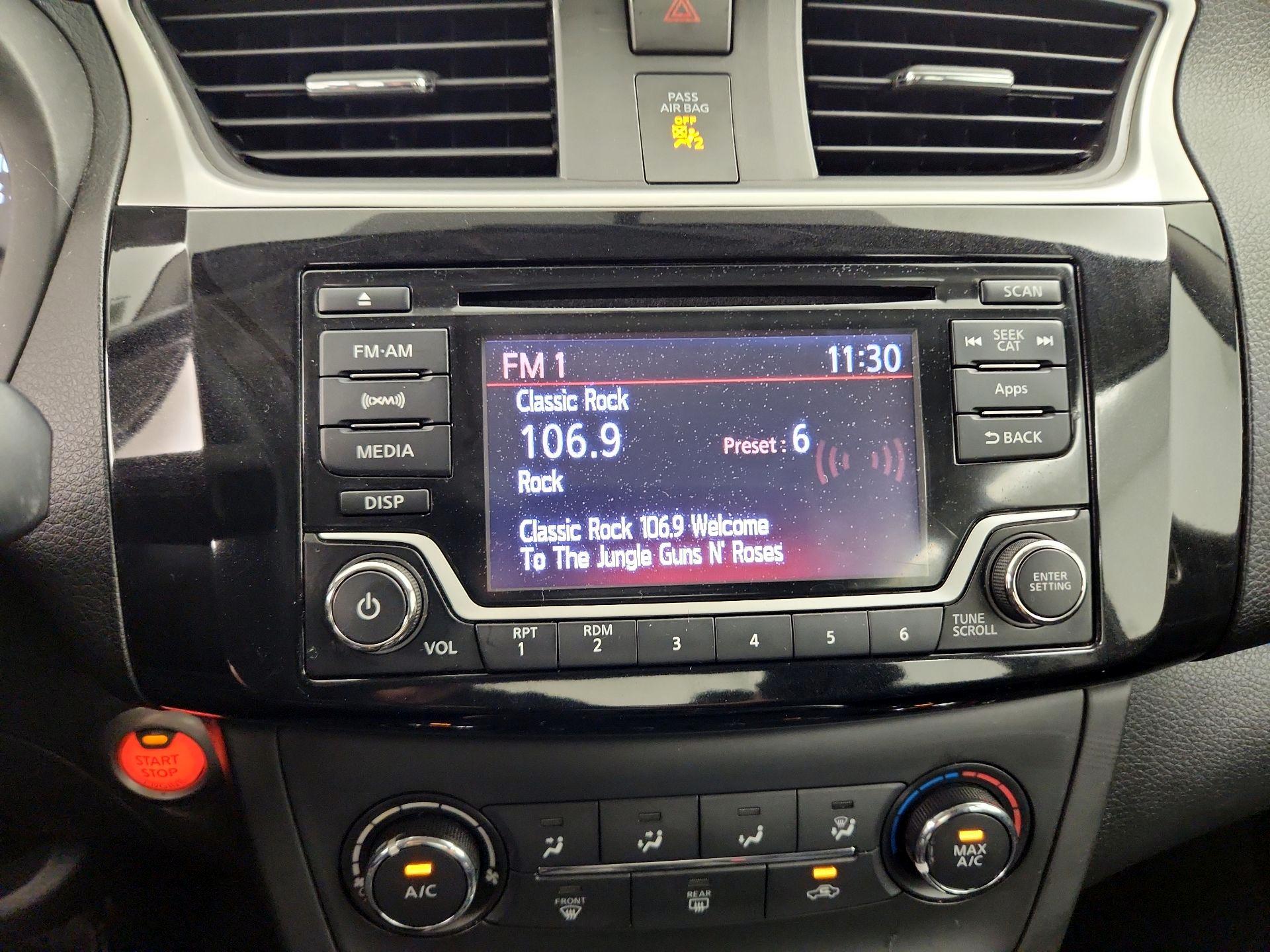 Thumbnail: 2016 Nissan Sentra - 15