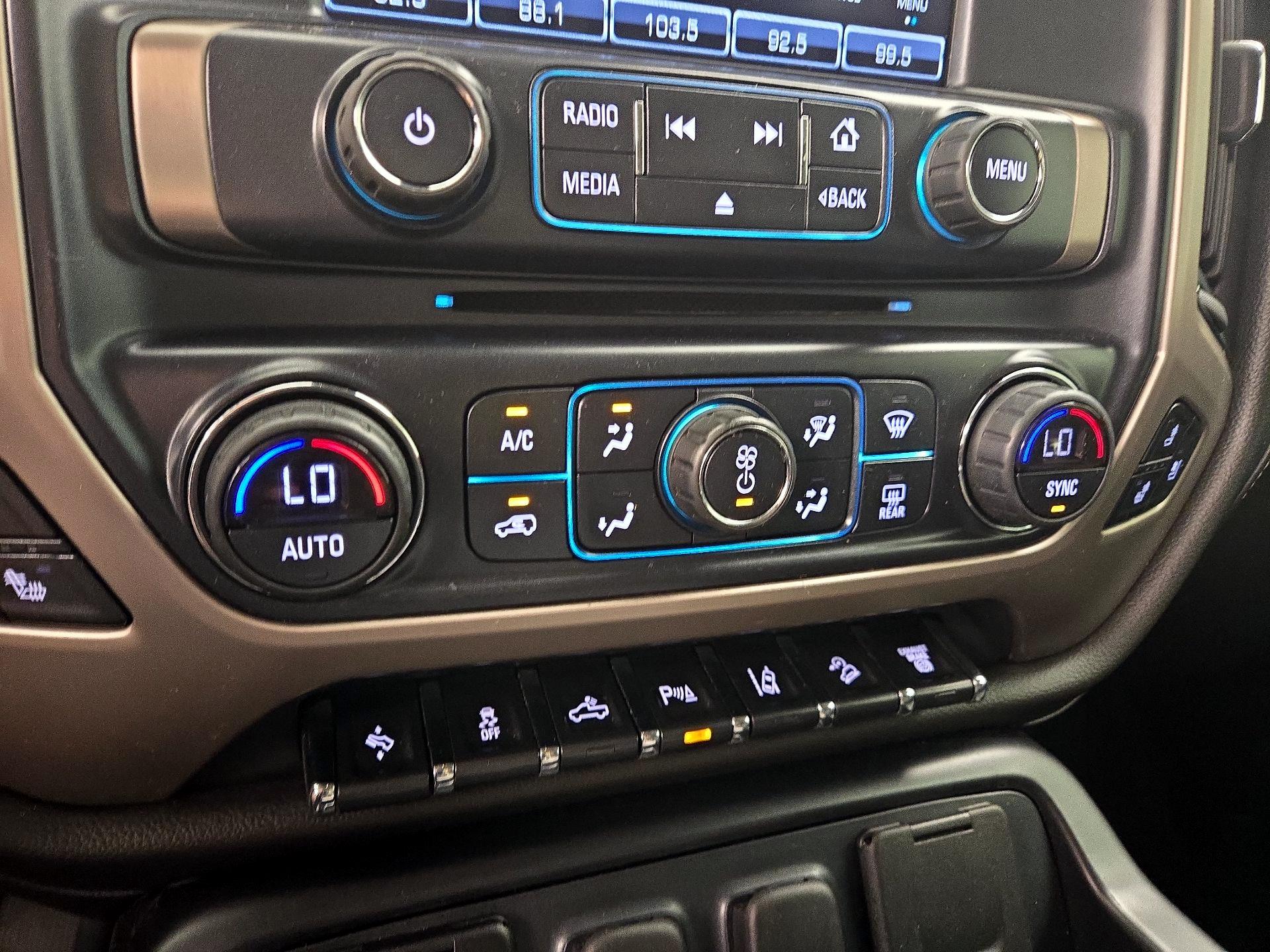Thumbnail: 2017 GMC Sierra 2500 - 16