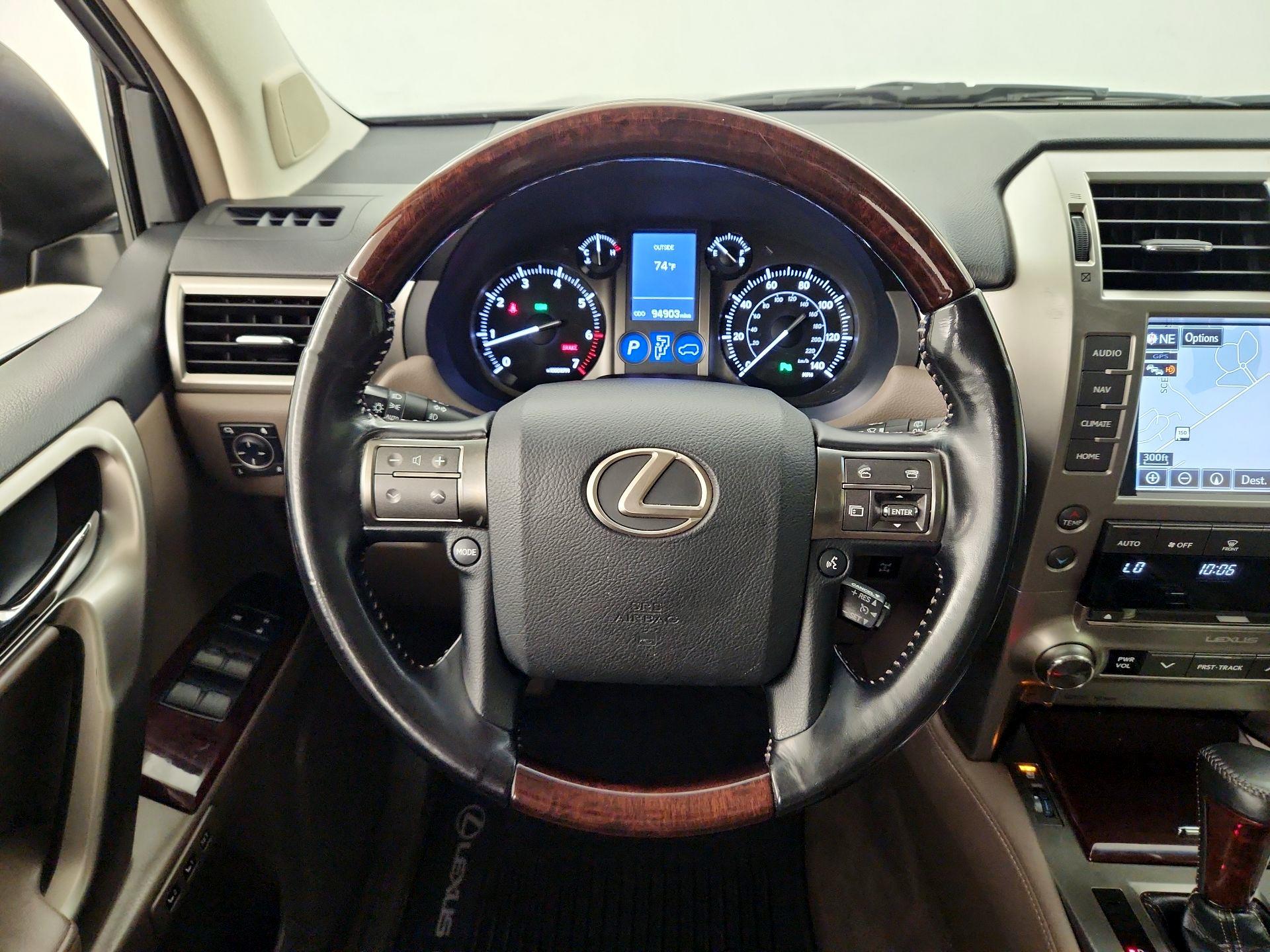 Thumbnail: 2017 Lexus GX - 10