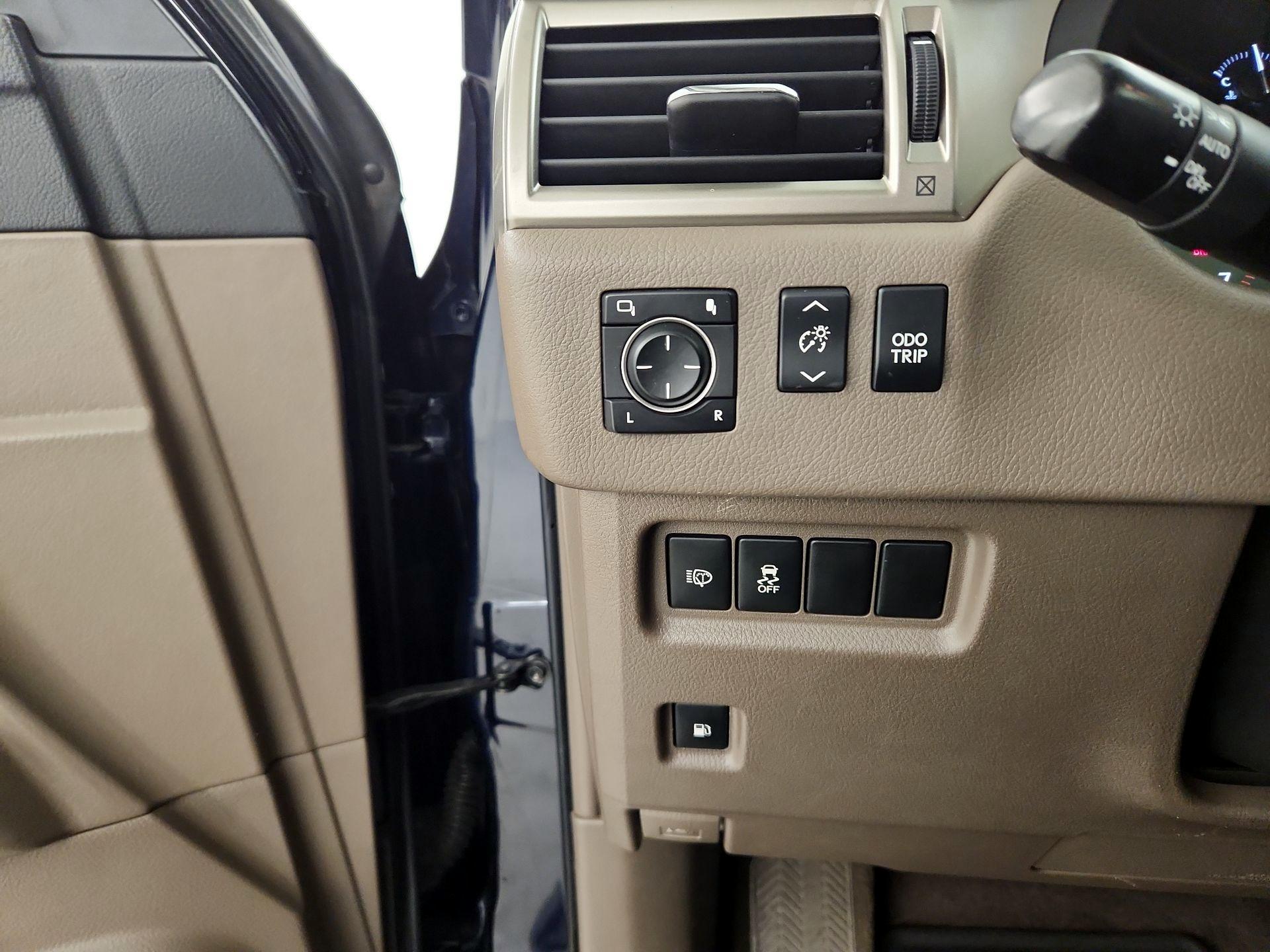 Thumbnail: 2017 Lexus GX - 13