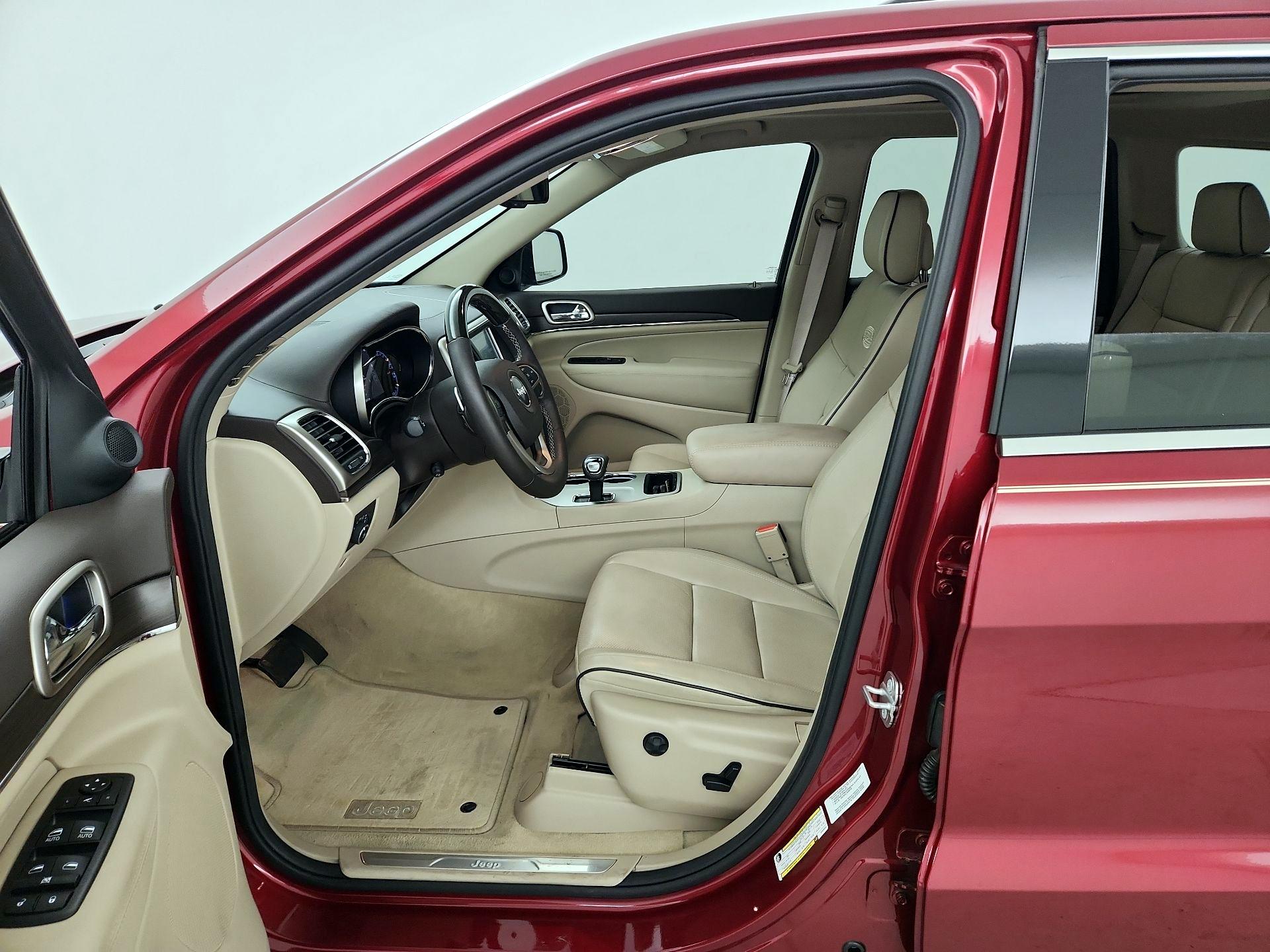 Thumbnail: 2014 Jeep Grand Cherokee - 11