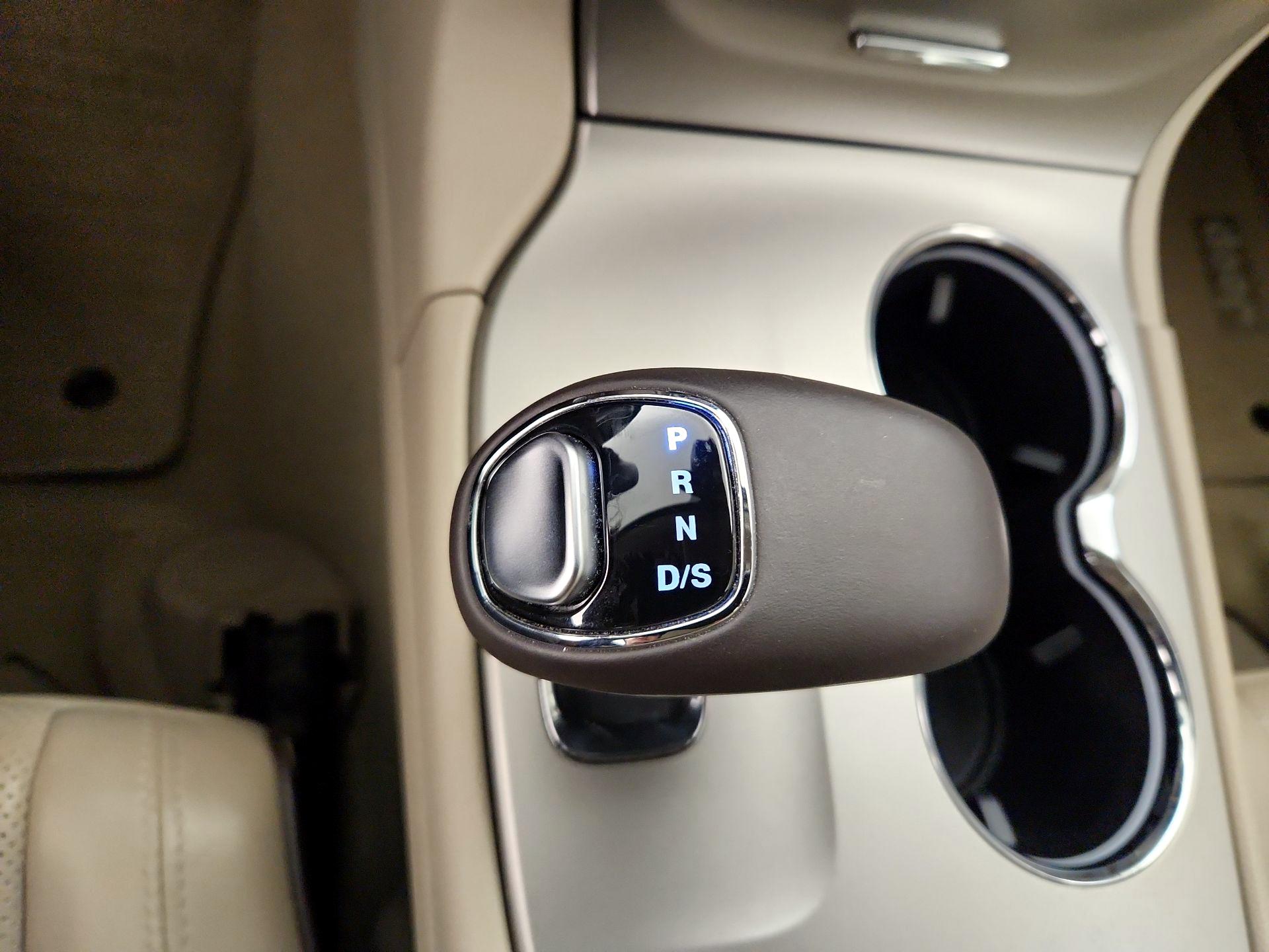 Thumbnail: 2014 Jeep Grand Cherokee - 18