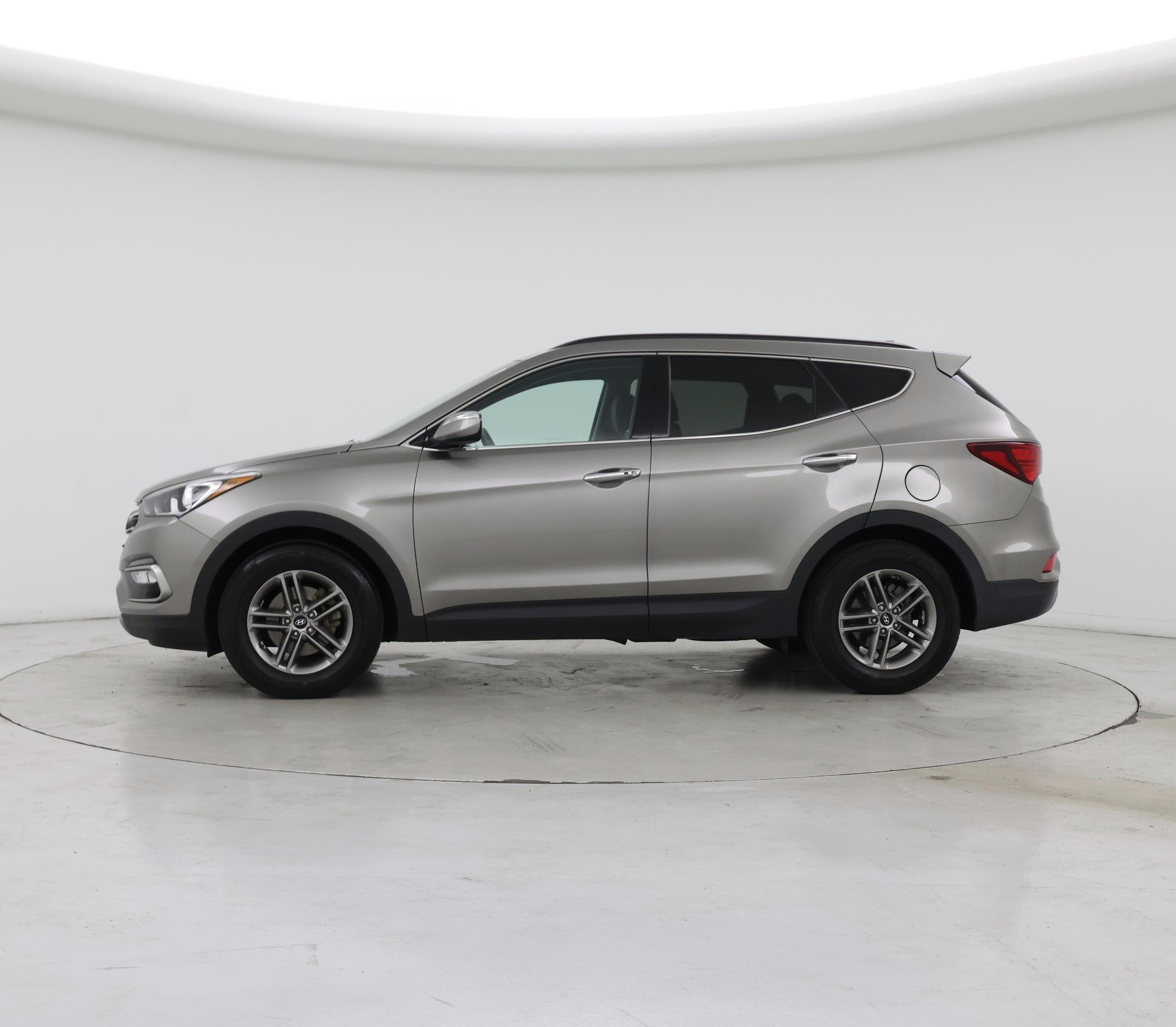 Thumbnail: 2018 Hyundai Santa Fe - 3