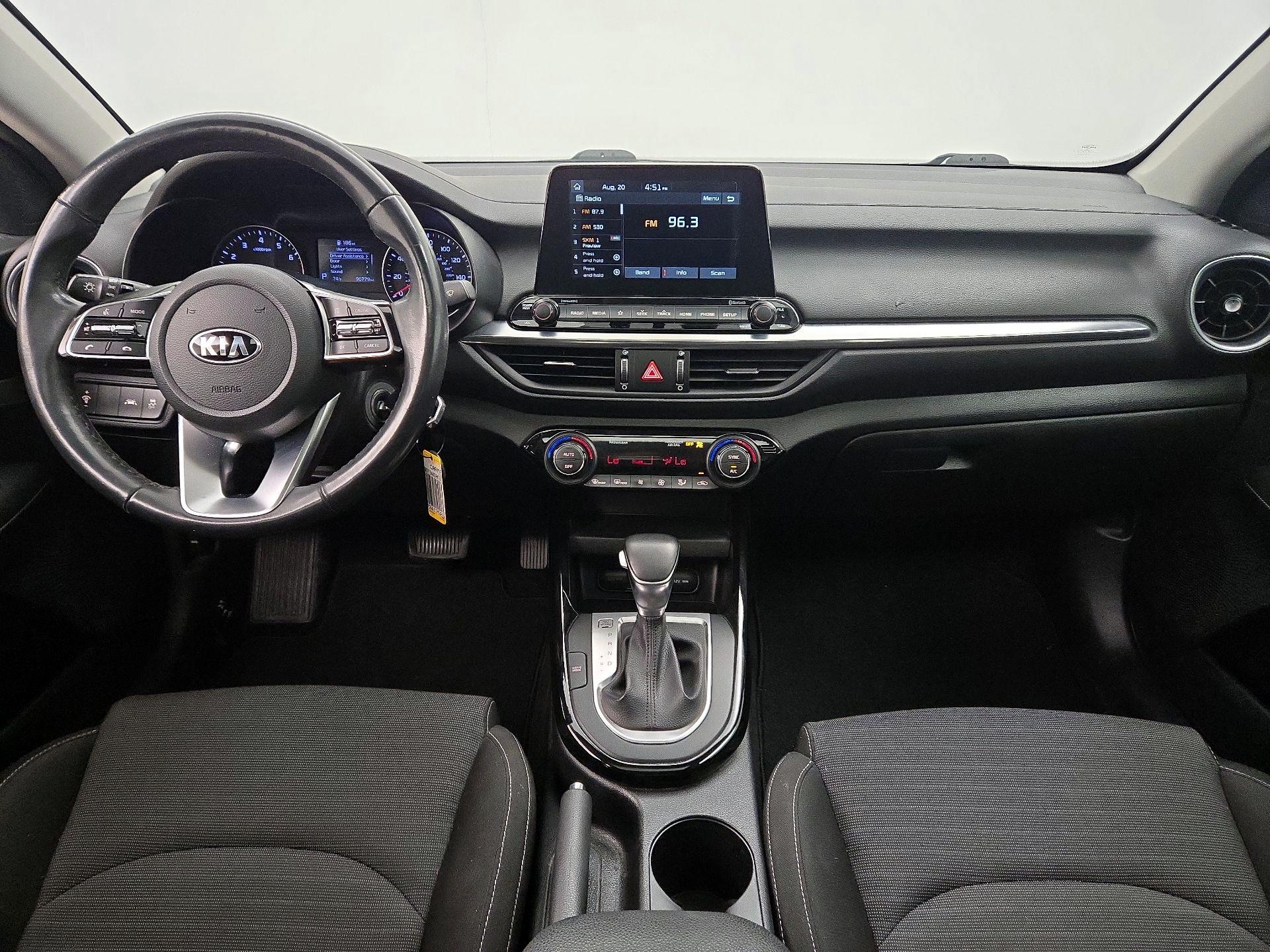 Thumbnail: 2019 Kia Forte - 9